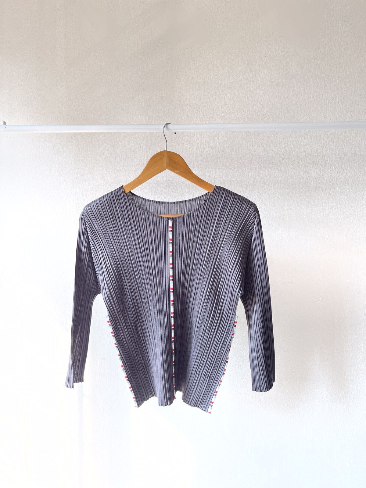 Issey Miyake × Pleats Please Issey Miyake 2004 Pleats Please Issey Miyake Shirt Size US S / EU 44-46 / 1 - 5 Thumbnail
