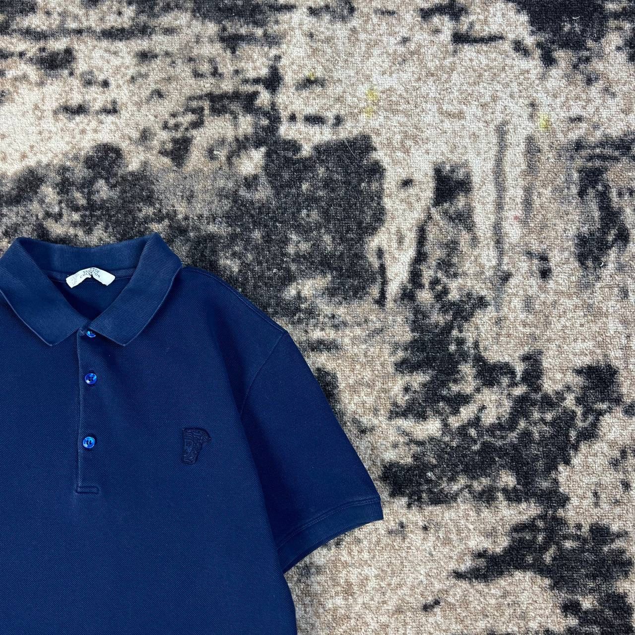 Versace Versace Mini Logo Luxury Y2K Polo T-Shirt Streetwear Style Size US L / EU 52-54 / 3 - 2 Thumbnail