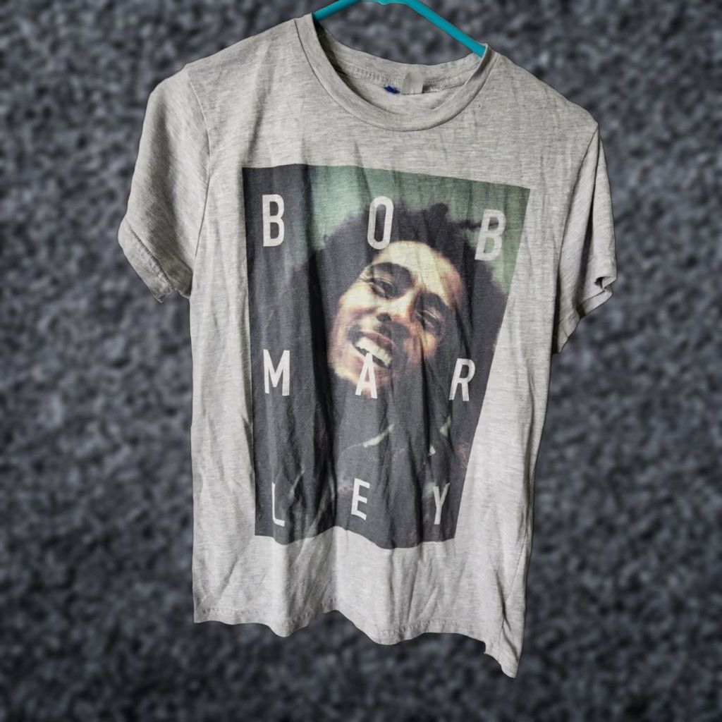H&M H&M Bob Marley Graphic T Shirt Women's XS Gray Distressed Rock Music Tee Size XS / US 0-2 / IT 36-38 - 1 Thumbnail