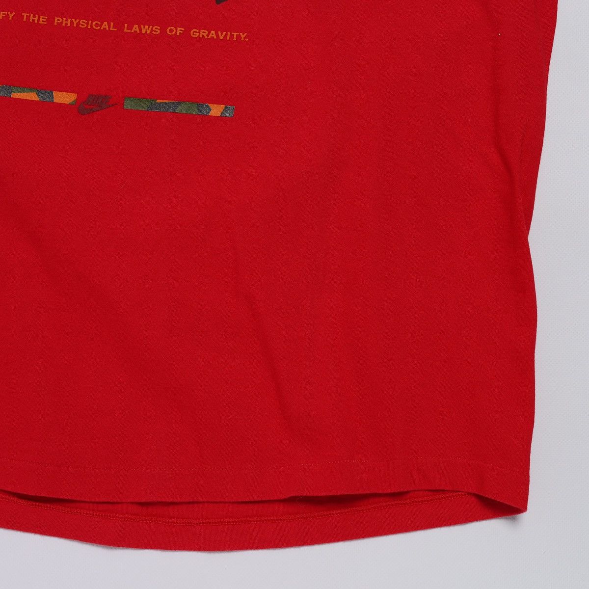 Nike Vintage 90s Nike Jordan Red Tee Size US XL / EU 56 / 4 - 2 Thumbnail