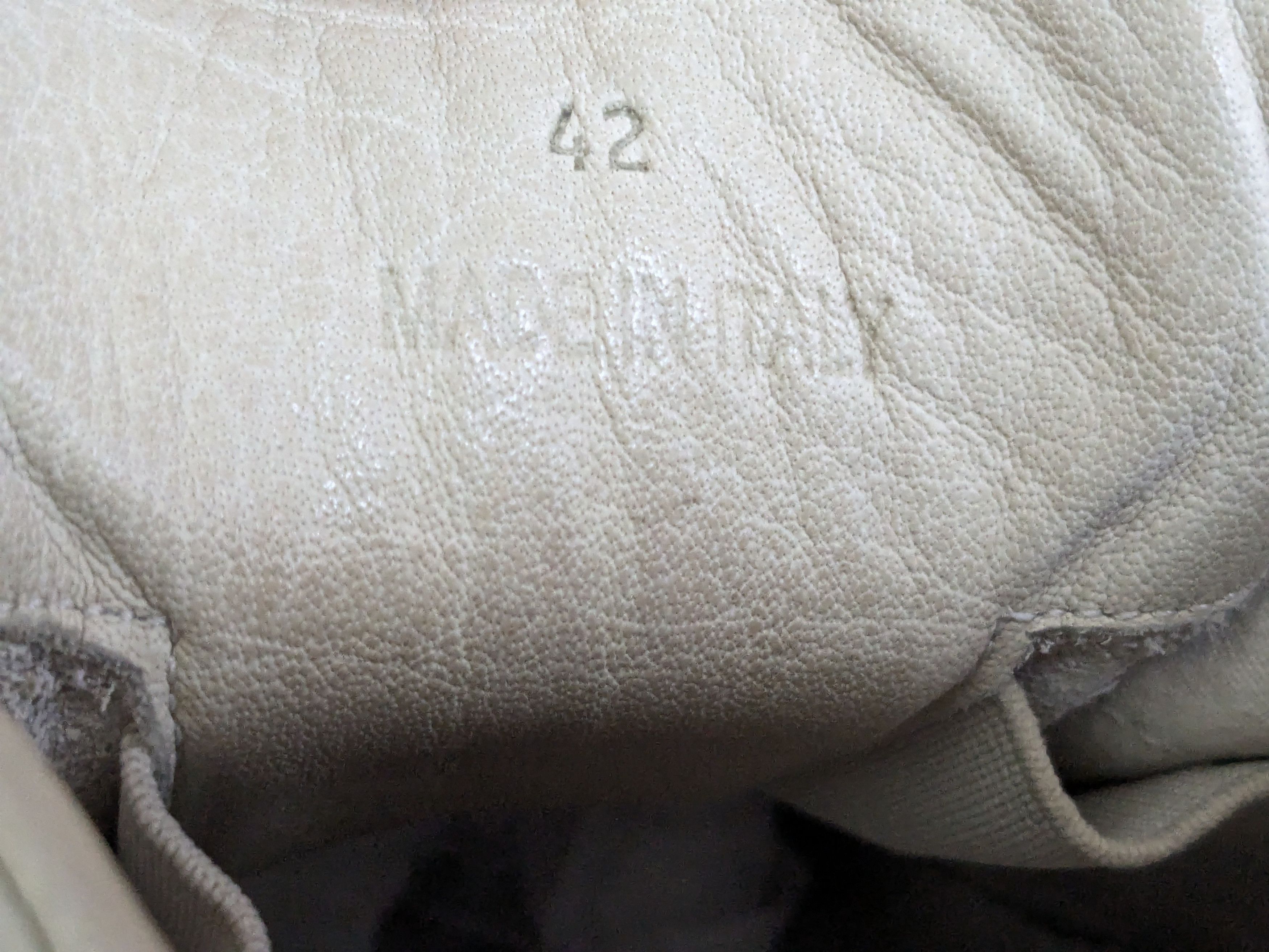 Maison Margiela Maison Margiela Replica GAT Paint Splatter 9 42 Low Tops Gum Size US 9 / EU 42 - 11 Thumbnail