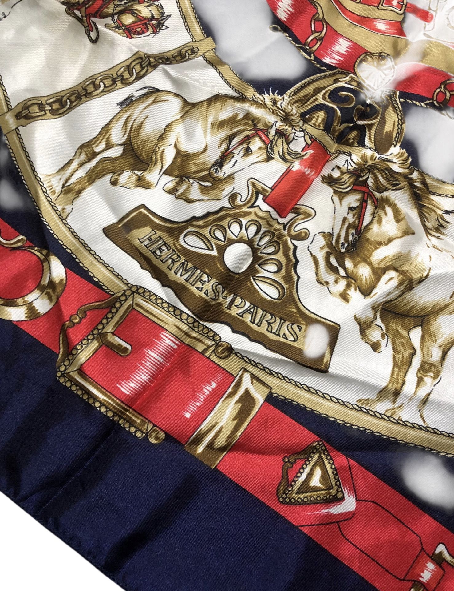 Vintage Vintage HERMÈS "Chevaux De Trait" Silk Scarf Size ONE SIZE - 8 Thumbnail