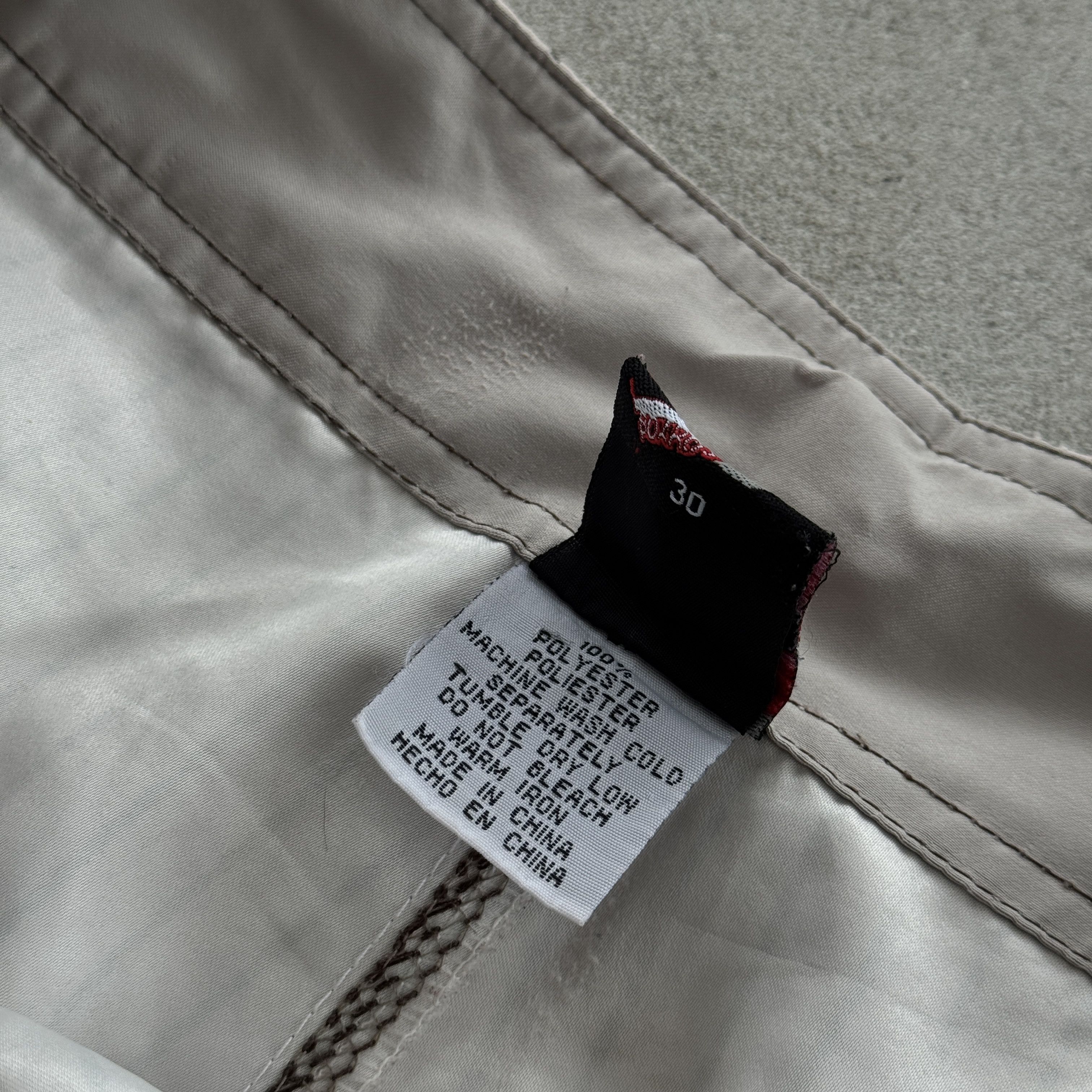 Quiksilver Vintage Quiksilver Nylon Cargo Striped Shorts Size US 30 / EU 46 - 9 Thumbnail
