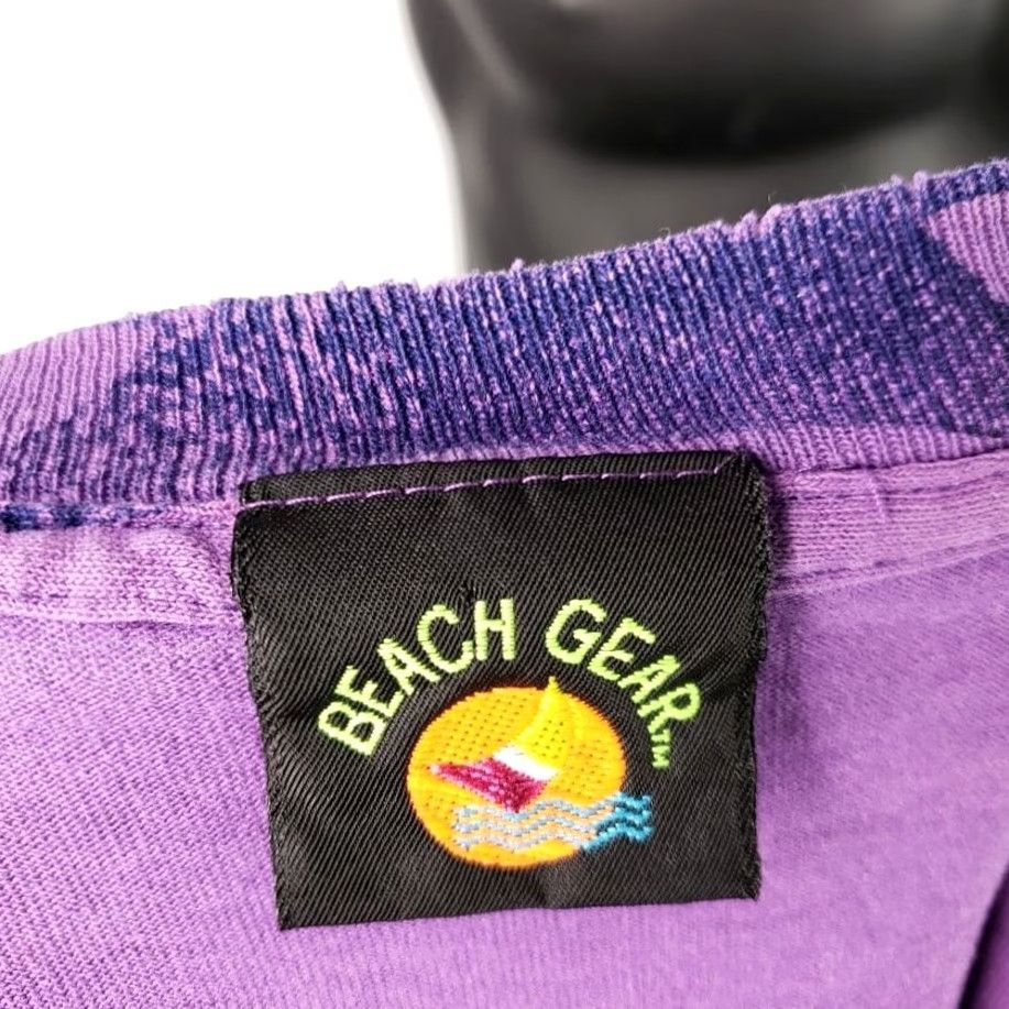 Vintage VINTAGE Beach Gear Surfer T Shirt Mens Size Large Purple 80s All Over Print Size US L / EU 52-54 / 3 - 7 Thumbnail