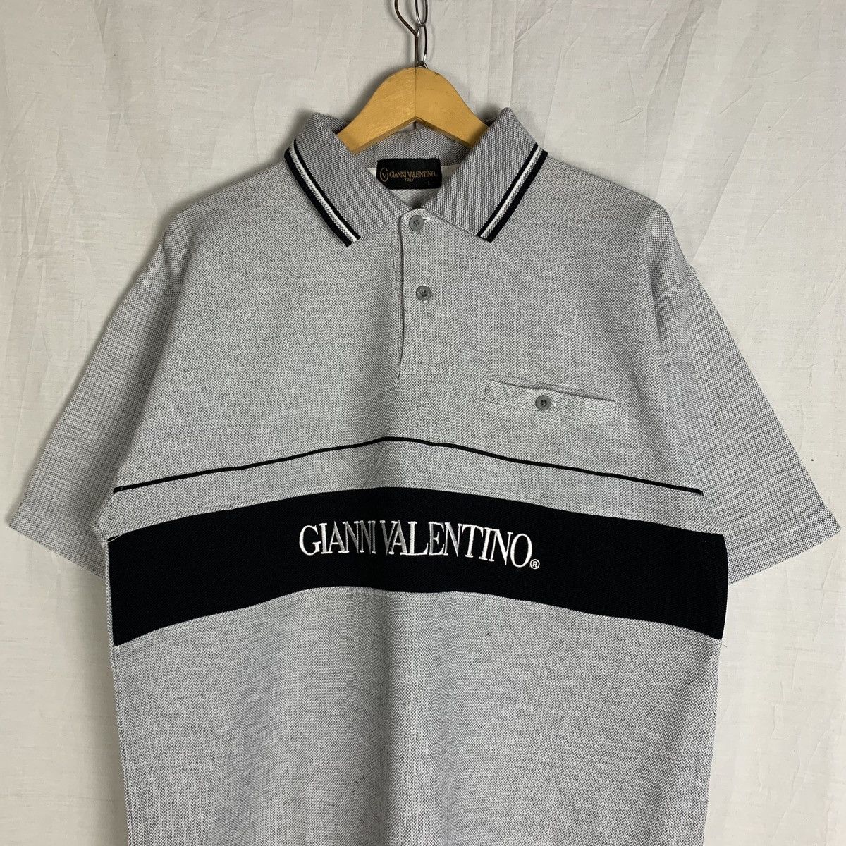Valentino Vintage Gianni Valentino Polo Shirt Size US L / EU 52-54 / 3 - 2 Thumbnail