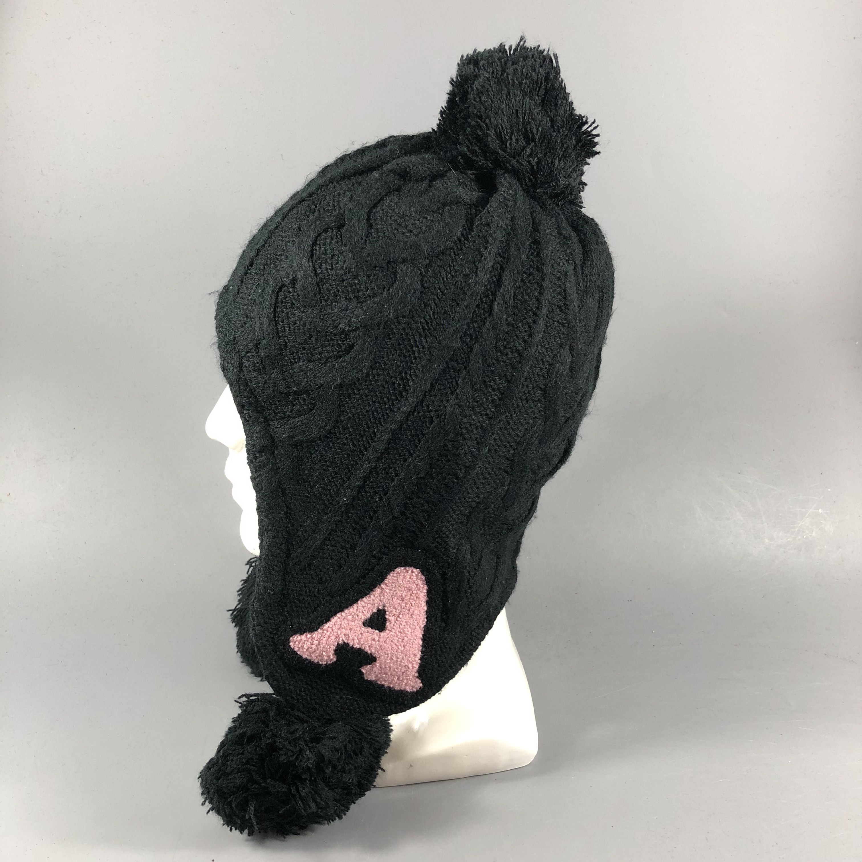 Vintage Black Cable Knit Earflap Bobble Beanie Snowcap Snow Hat B872 Size ONE SIZE - 2 Thumbnail