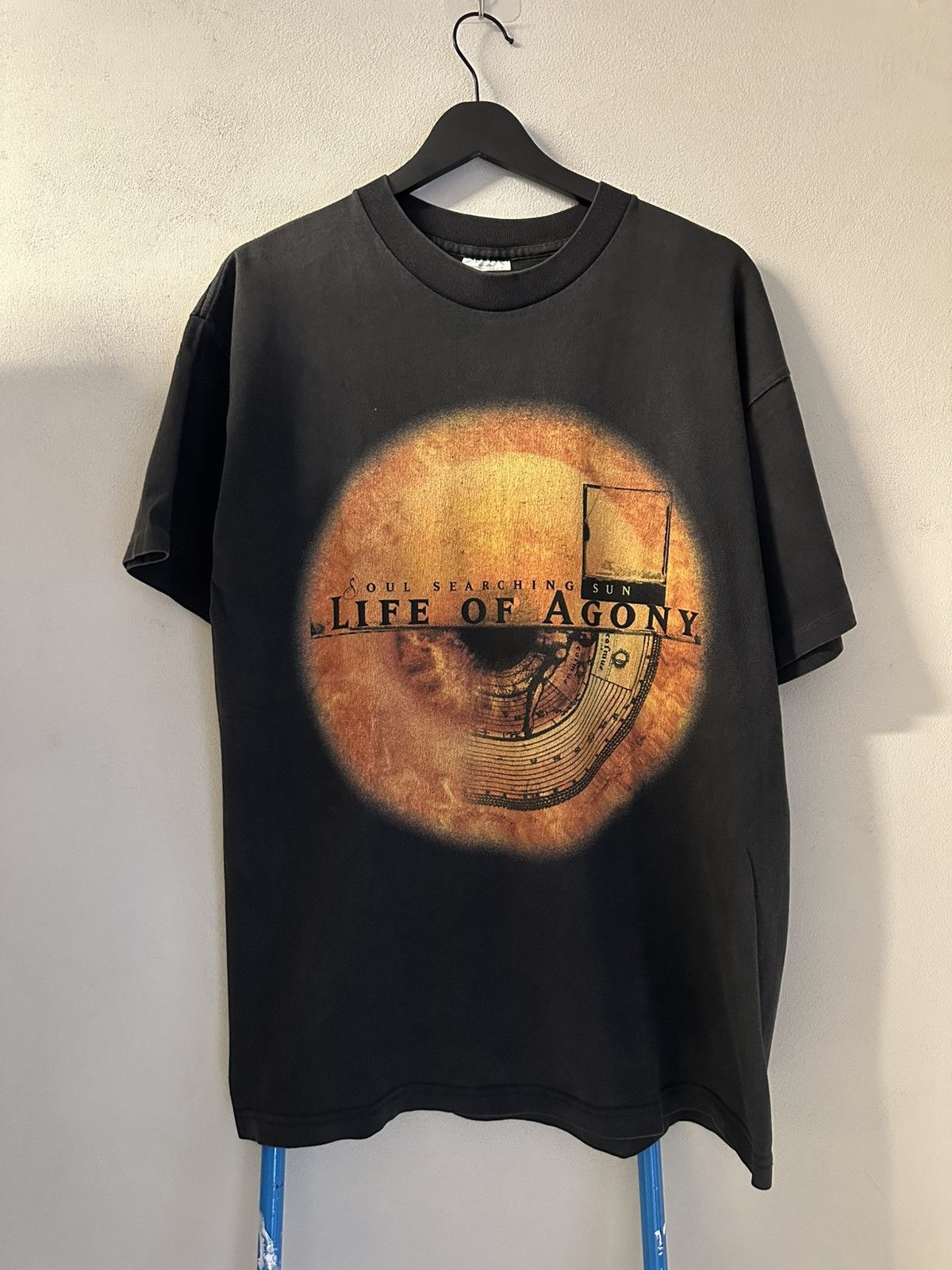 Vintage Vintage 1997 Life of Agony Soul Searching Sun t-shirt Size US L / EU 52-54 / 3 - 1 Thumbnail