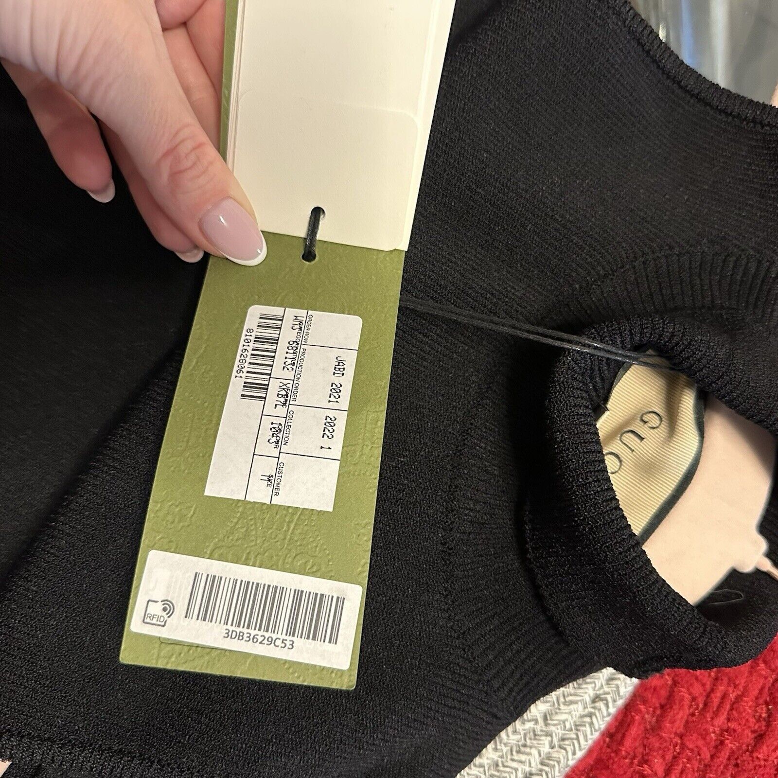 Gucci NWT GUCCI TOP BLACK LOGO RIBBED VEST SZ M 100% Authentic Size M / US 6-8 / IT 42-44 - 7 Thumbnail