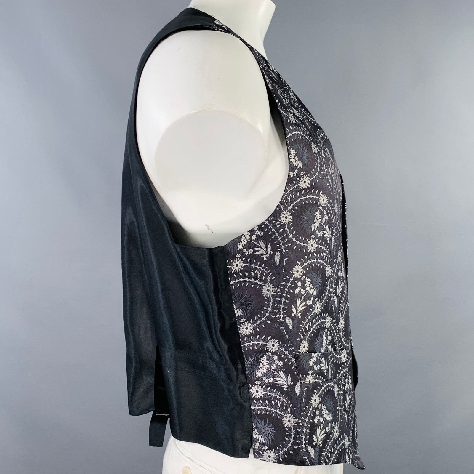 Other FAVOURBROOK 44 Black Grey Jacquard Silk Two Pockets Vest Size 44R - 3 Thumbnail