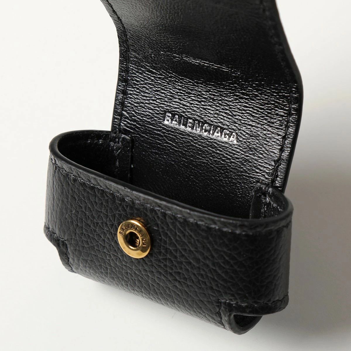 Balenciaga o1srvl11e0225 Size: OS / Cash Phone and Earpods Holder Size ONE SIZE - 4 Thumbnail