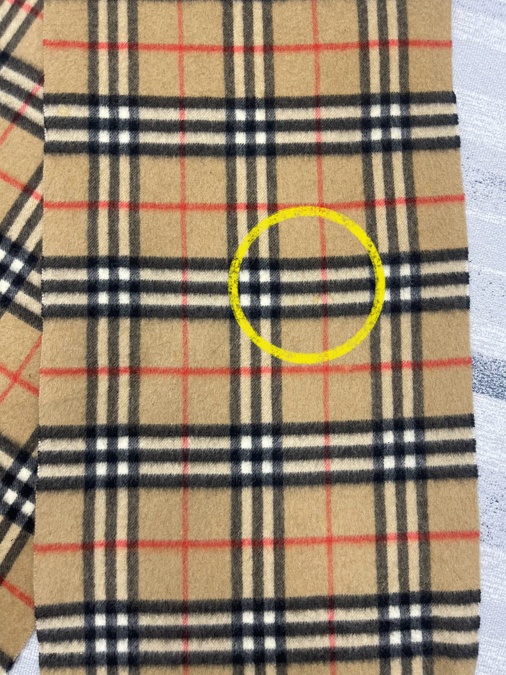 Burberry Vintage Burberrys Checkered Cashmere Scarf / Muffler - 6233 Size ONE SIZE - 8 Thumbnail