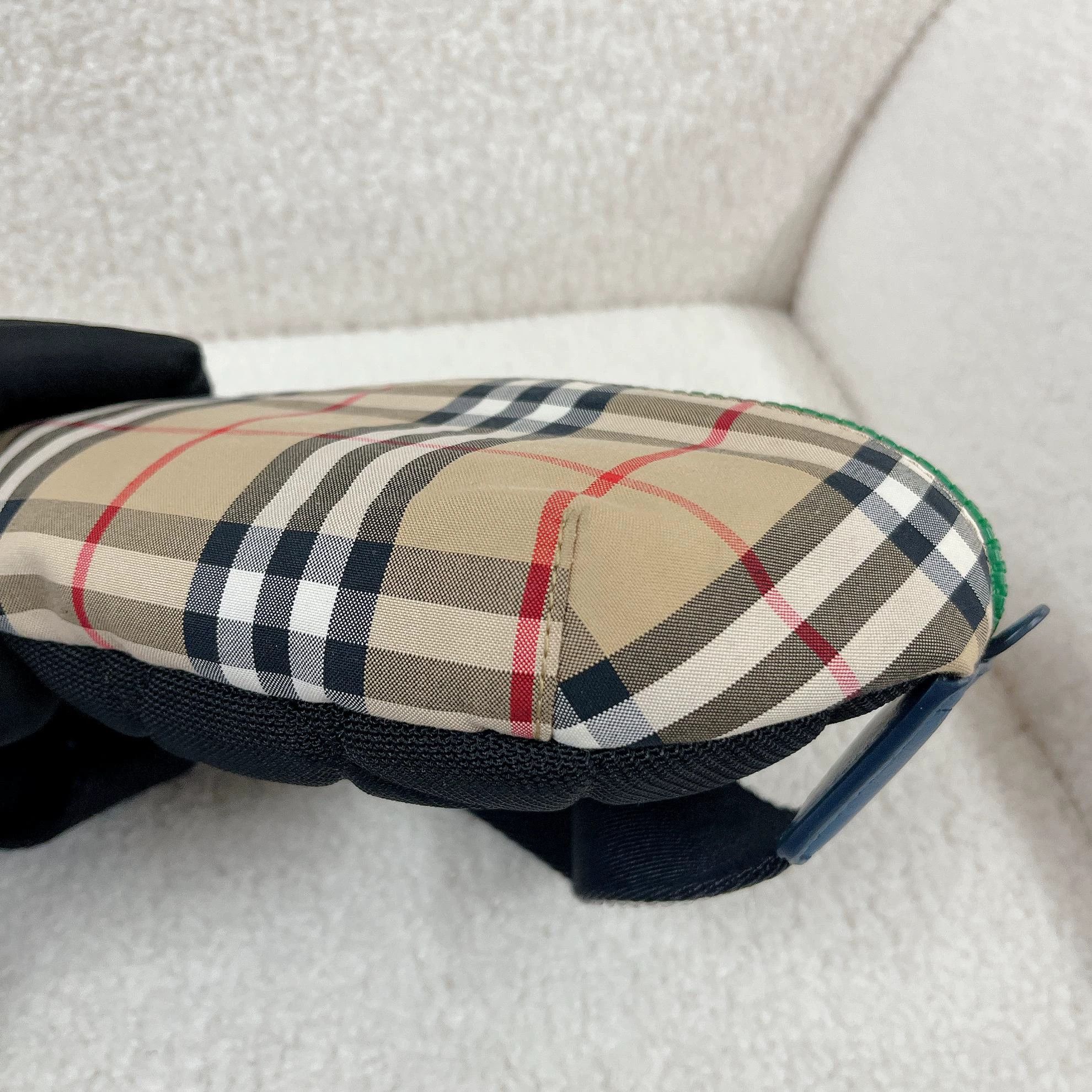Burberry Burberry Pre-owned Check Waist Bag Size ONE SIZE - 8 Thumbnail