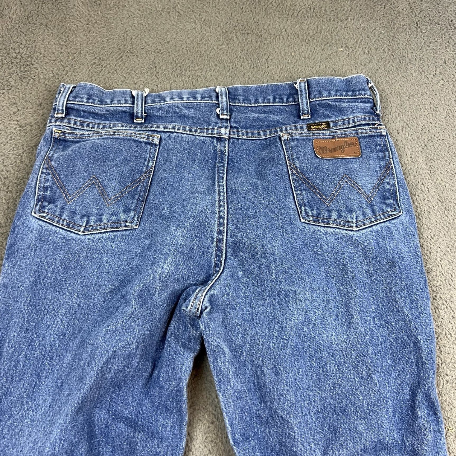 Wrangler VINTAGE Wrangler Jeans Mens 38x30 Blue Denim Straight Leg Cowboy 935NAV Wrangler 935 Jeans Mens 38x30 Blue Denim Jeans Western Cowboys Size US 38 / EU 54 - 5 Thumbnail