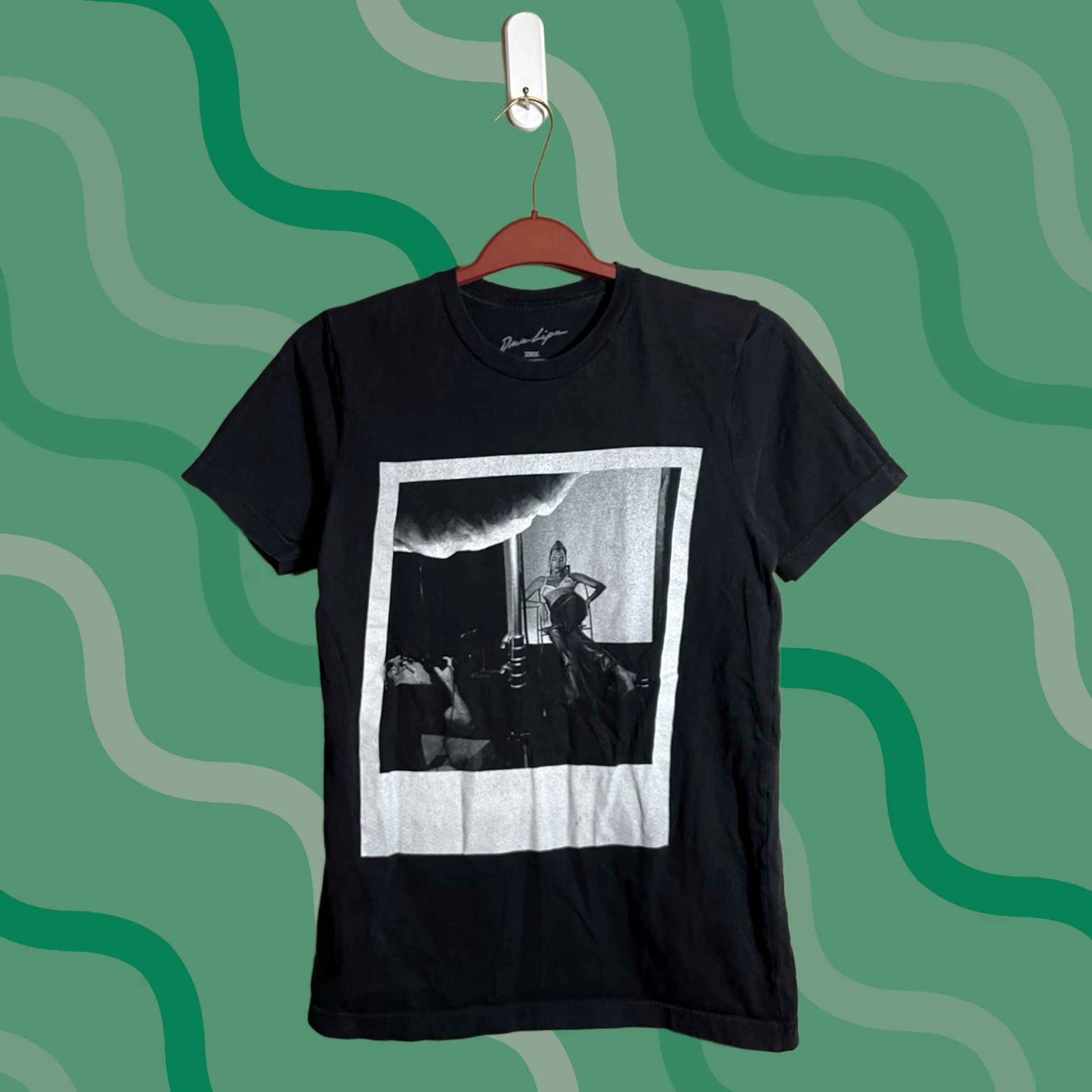 Vintage Dua Lipa Future Nostalgia Shirt Women M Black 2022 World Tour Concert Graphic Print Crew Neck Short Sleeve T-Shirt Vintage? No Size M / US 6-8 / IT 42-44 - 1 Thumbnail
