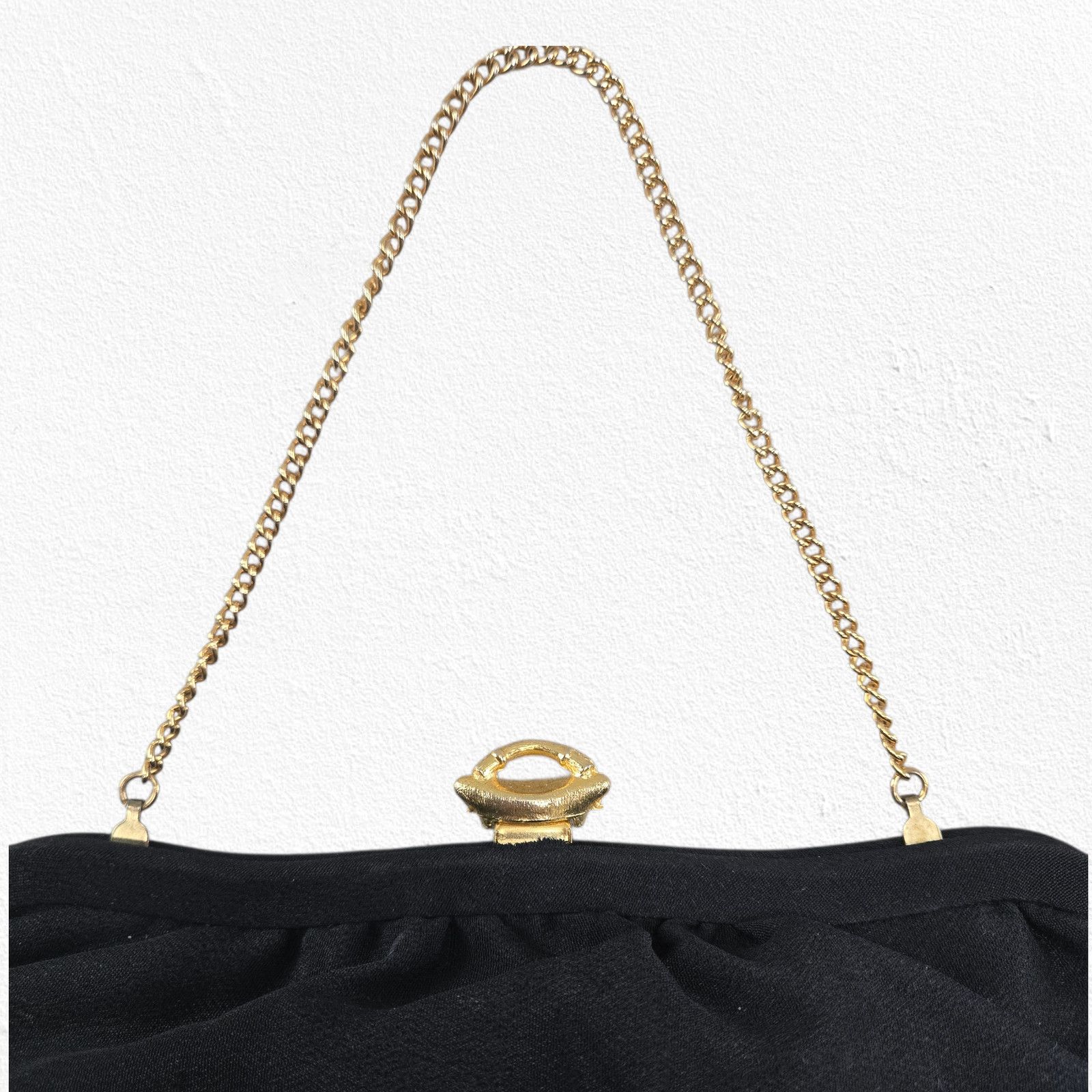 Vintage 1960s Black Evening Bag Gold Clasp Chain Handle Size ONE SIZE - 3 Thumbnail