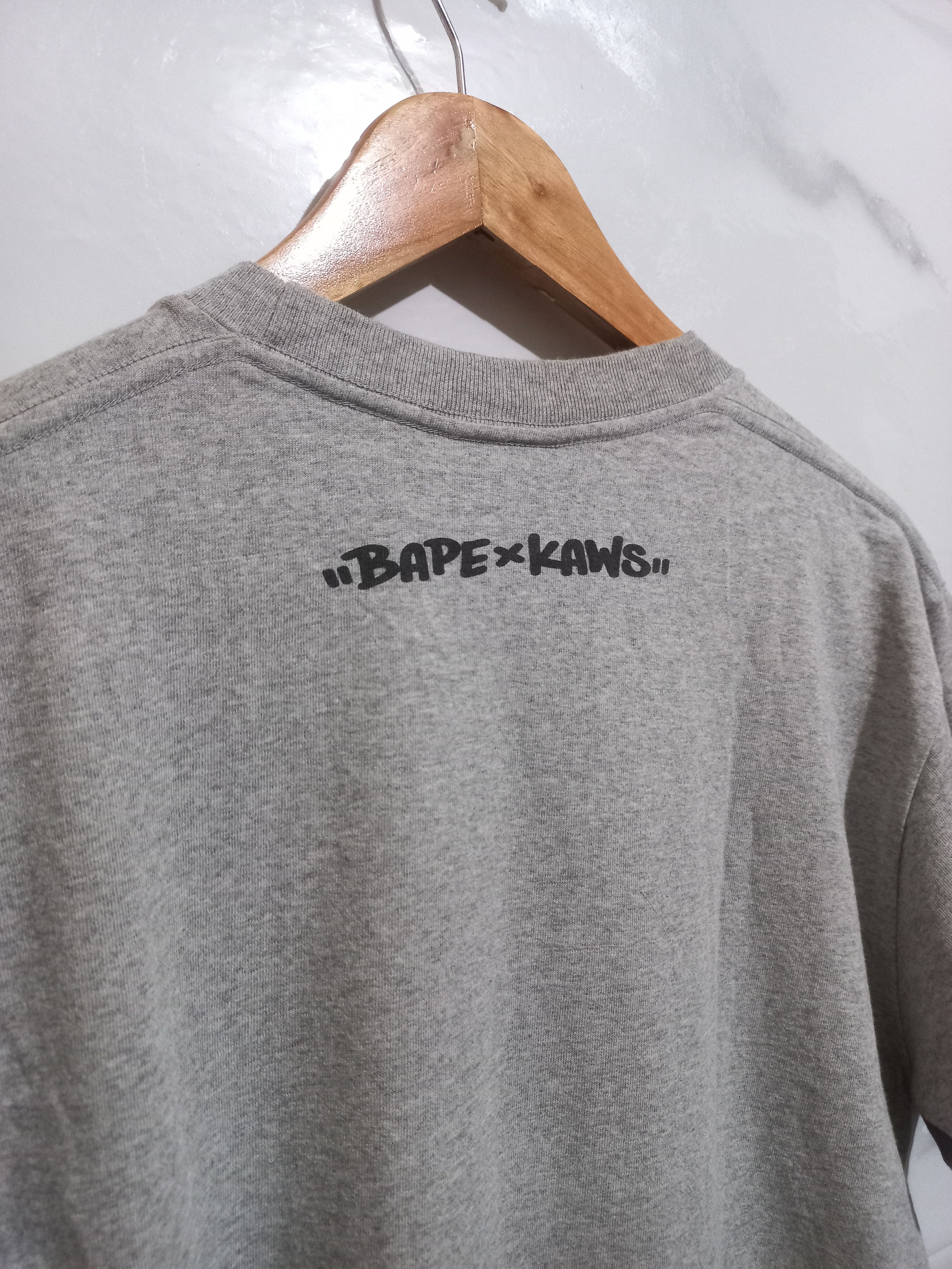 Bape Bape x Kaws By Bathing Ape Tee Size US M / EU 48-50 / 2 - 2 Thumbnail