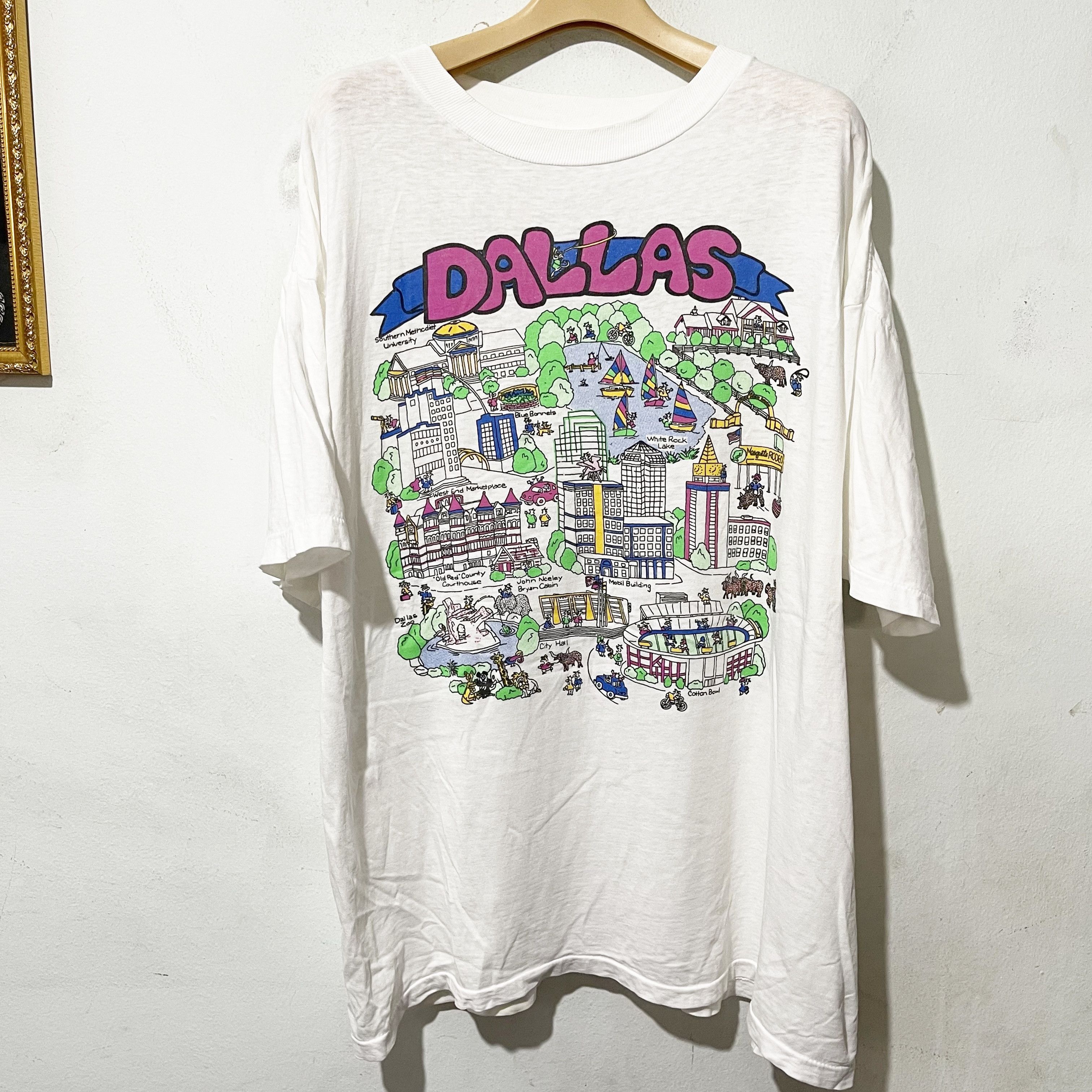 Vintage 90s Dallas Texas City Map T-Shirt