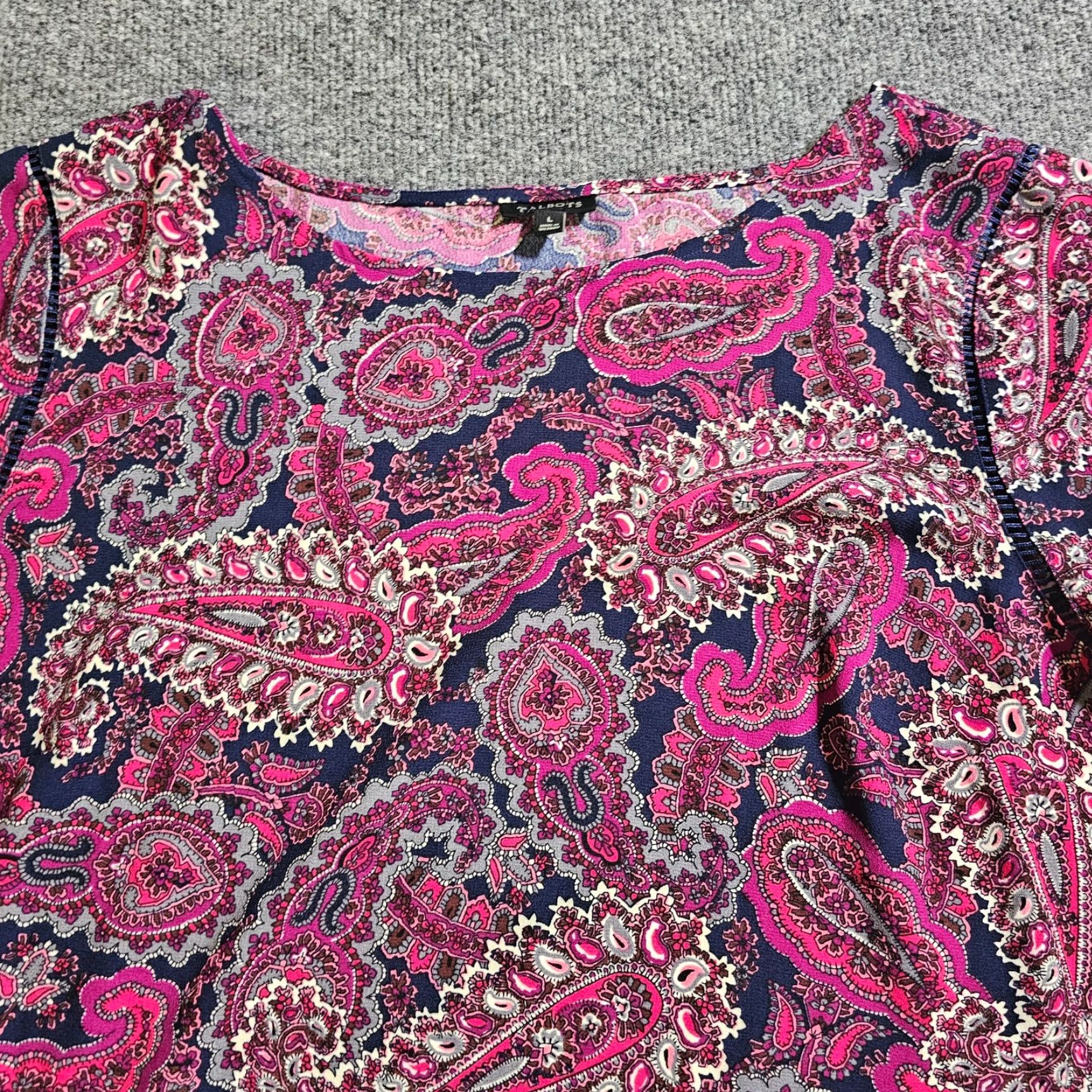 Talbots Talbots Top Shirt Women Large Pink Blue Paisley Bell Sleeve Casual Career Office Shirt Size L / US 10 / IT 46 - 2 Thumbnail