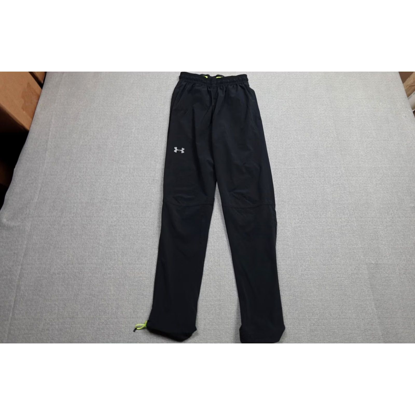 Under Armour Under Armour HeatGear Track Pants Mens Small Black Ventilated Zip Pocket Running Size US 29 - 2 Thumbnail