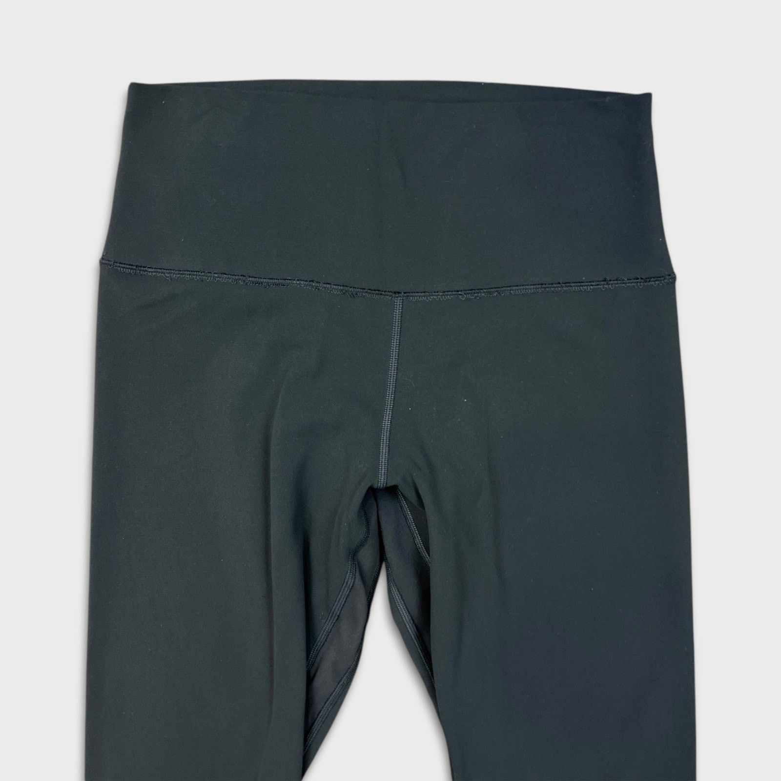 Lululemon Lululemon Align Pant 28" Size 8 High Rise Pilates Leggings Size 30" / US 8 / IT 44 - 2 Thumbnail