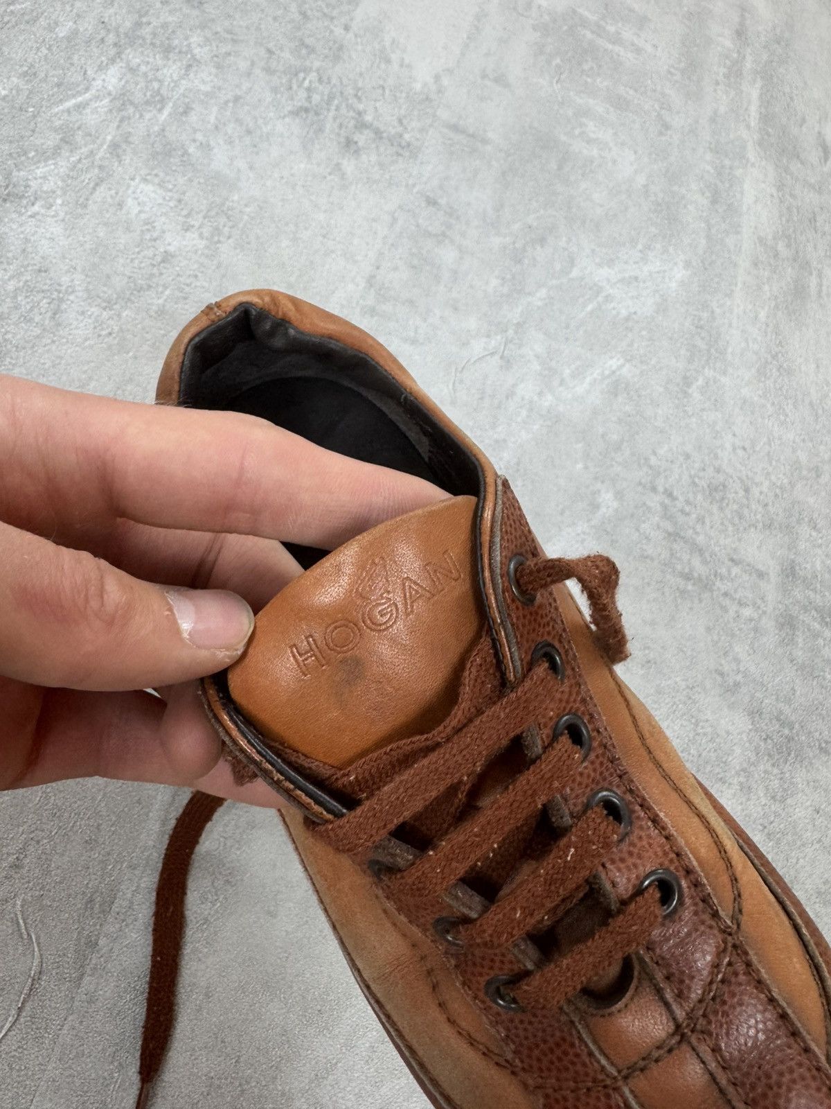 Hogan Hogan Womens Leather Brown Low Top Sneakers Vintage Size 36 Size US 6 / IT 36 - 10 Thumbnail
