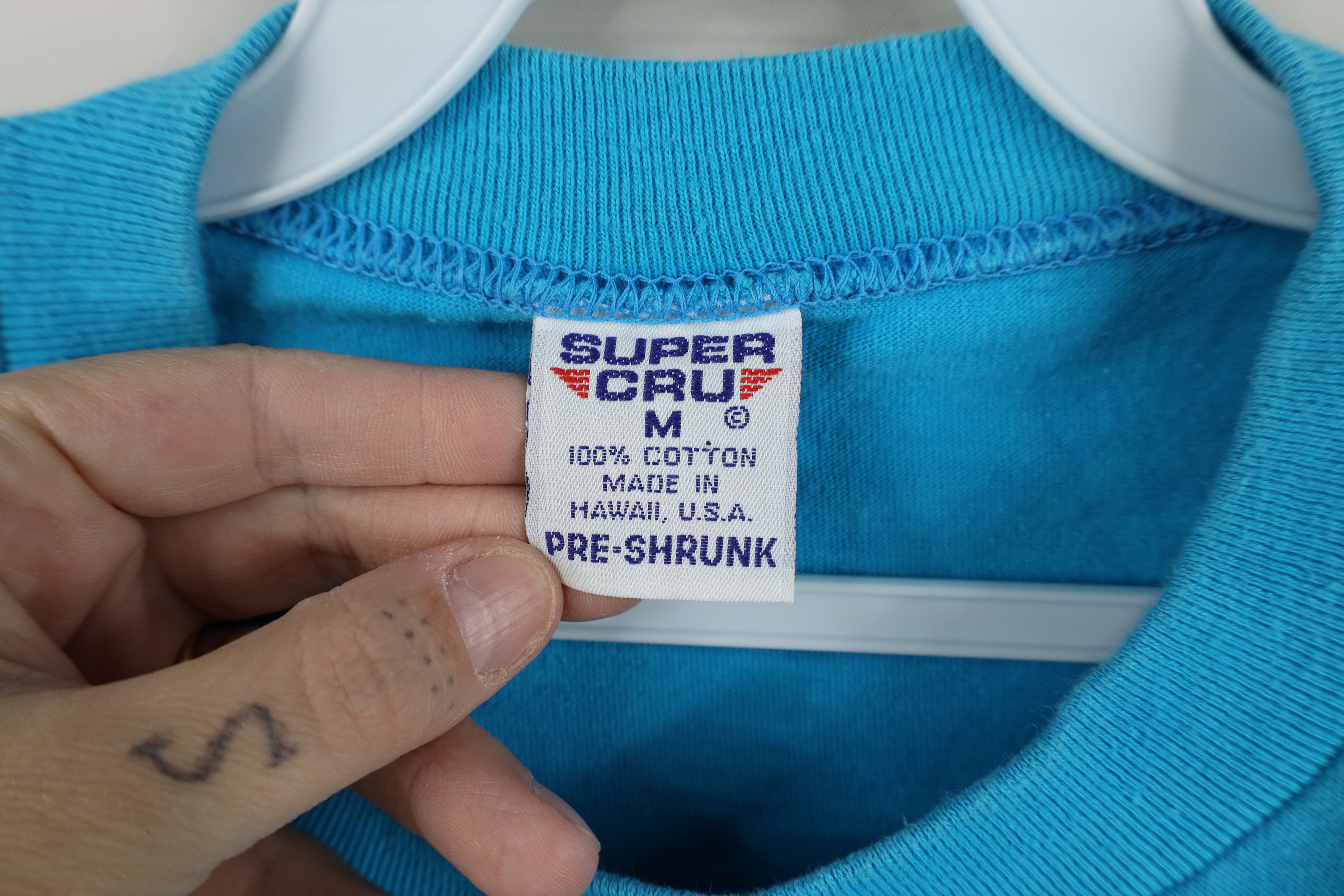 Vintage Vintage 80s Streetwear Hawaii Hang Loose Surfing T-Shirt USA Size M / US 6-8 / IT 42-44 - 6 Thumbnail