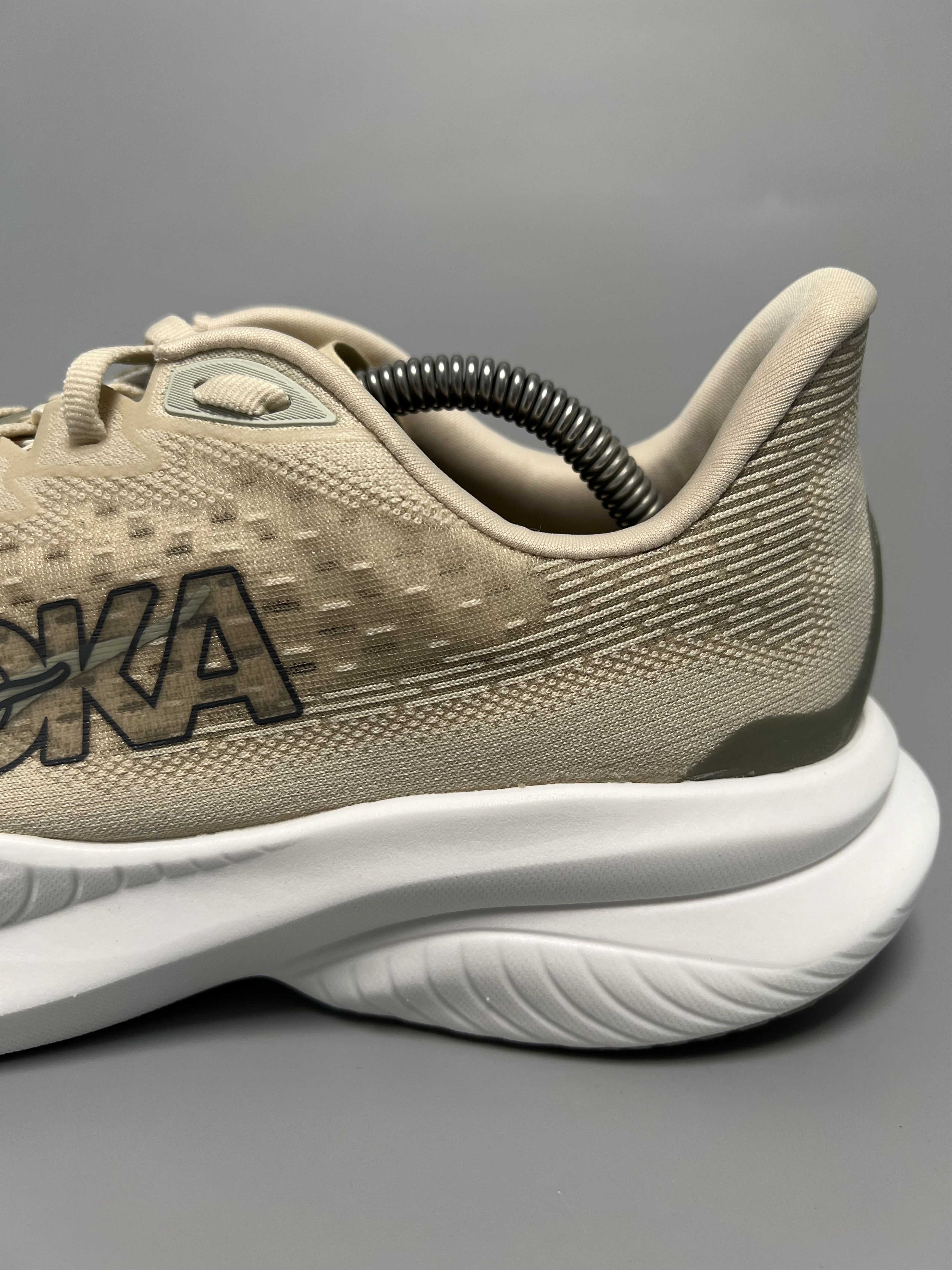 Hoka 9D Hoka One One Mach 6 Men's Running Shoes 1147790-OKB Size US 9 / EU 42 - 9 Thumbnail