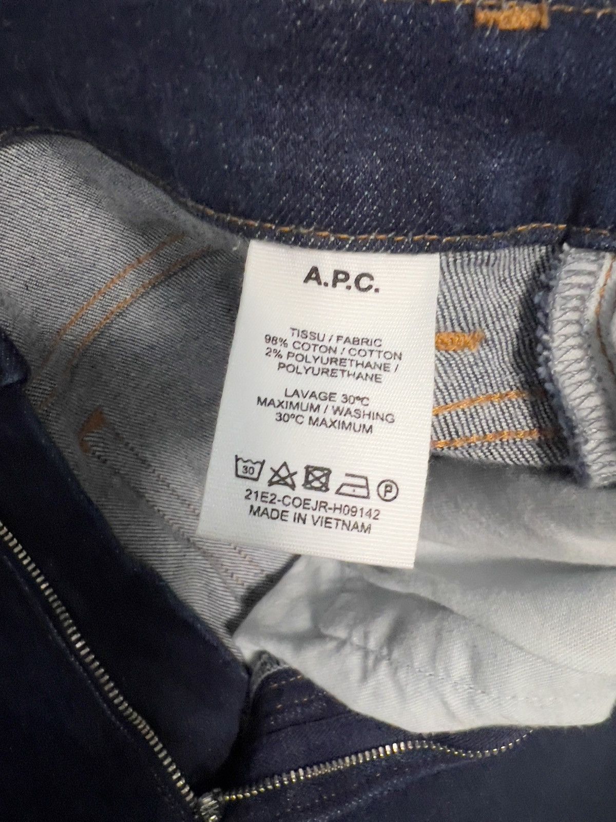 A.P.C. A.P.C. Middle Standard Jeans Size US 30 / EU 46 - 2 Thumbnail