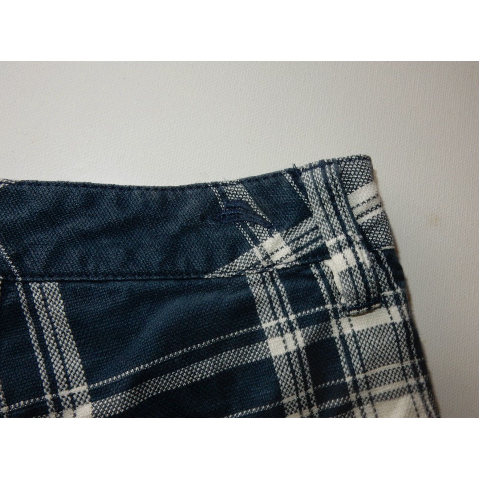 Tommy Bahama VINTAGE Tommy Bahama Men's Chino Shorts Size 42 Blue Linen Cotton Blend Size US 42 / EU 58 - 3 Thumbnail