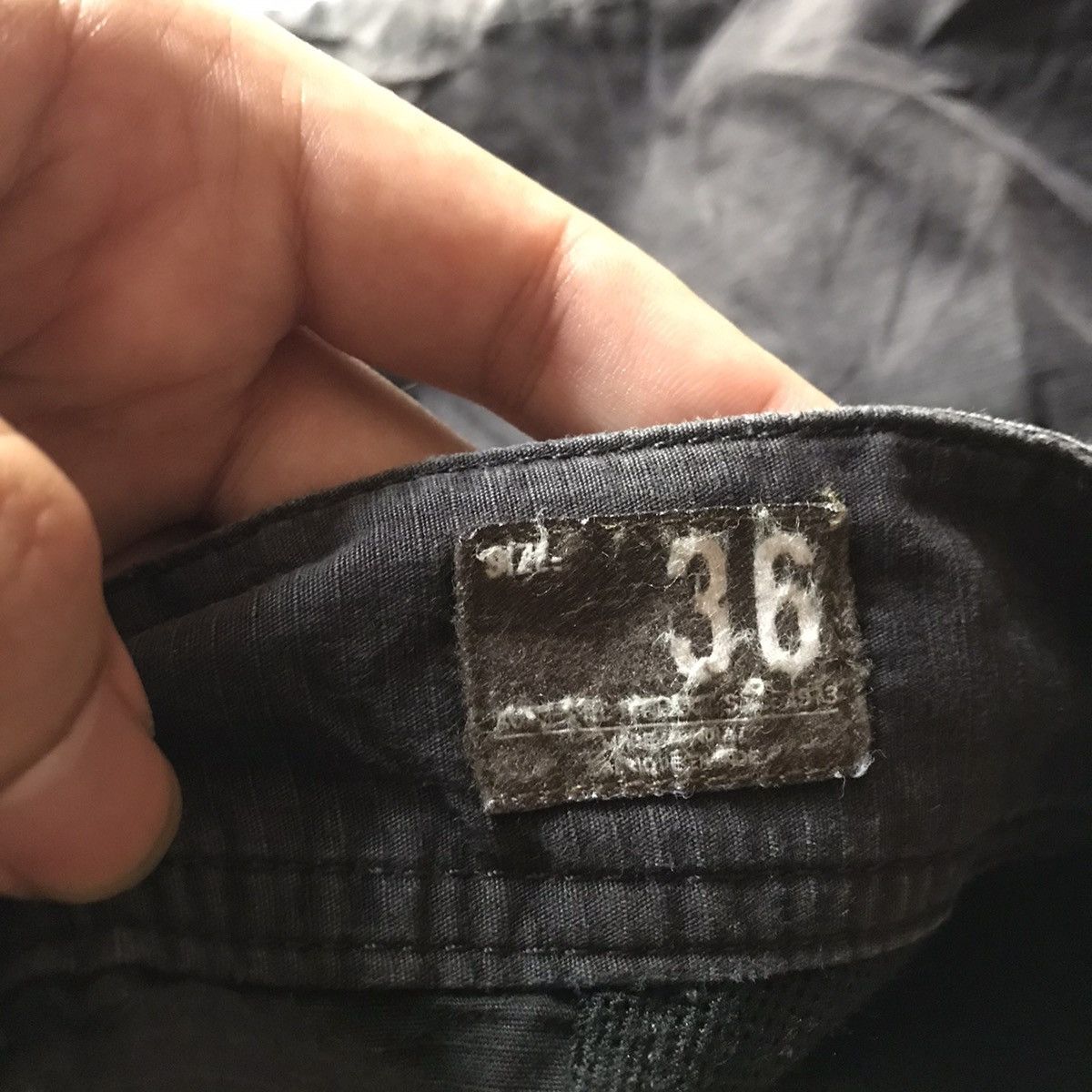 Timberland Timberland Black Cargo short pants Tactical Rip off pattern Size US 36 / EU 52 - 10 Thumbnail