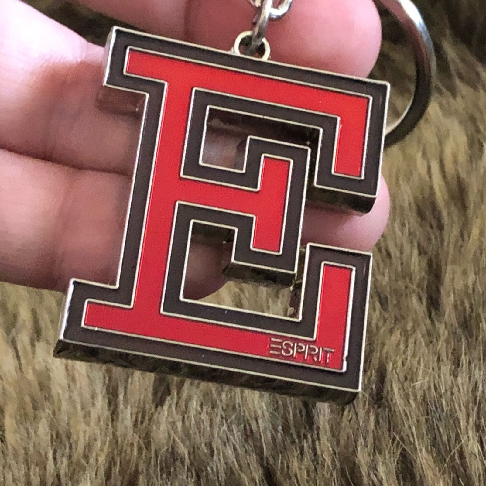 Esprit Vintage Esprit “E” metallic red enamel keychain Size ONE SIZE - 4 Thumbnail