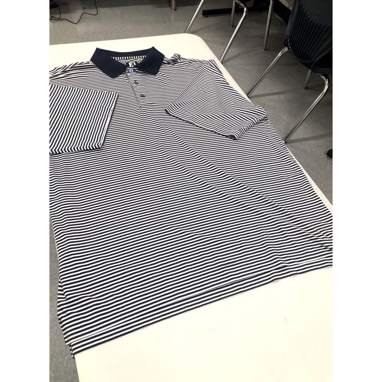 Footjoy FOOTJOY Shirt Mens XL GOLF Polo POLYESTER SPANDEX Blue White Striped Size US XL / EU 56 / 4 - 4 Thumbnail