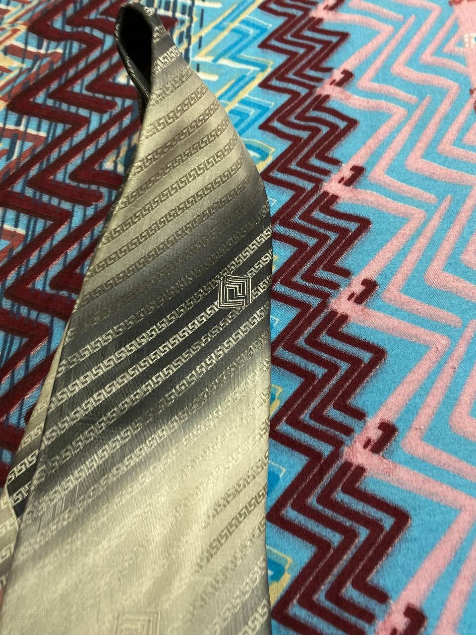 Versace Versace Tie Men`s Pointed Print Vintage Casual Size ONE SIZE - 13 Thumbnail