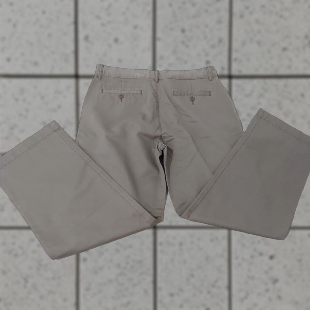 Vintage St. Johns Bay Mens Pants Khakis 34x29 Beige Cotton Slack Chino Dress Trousers Size US 34 / EU 50 - 1 Thumbnail