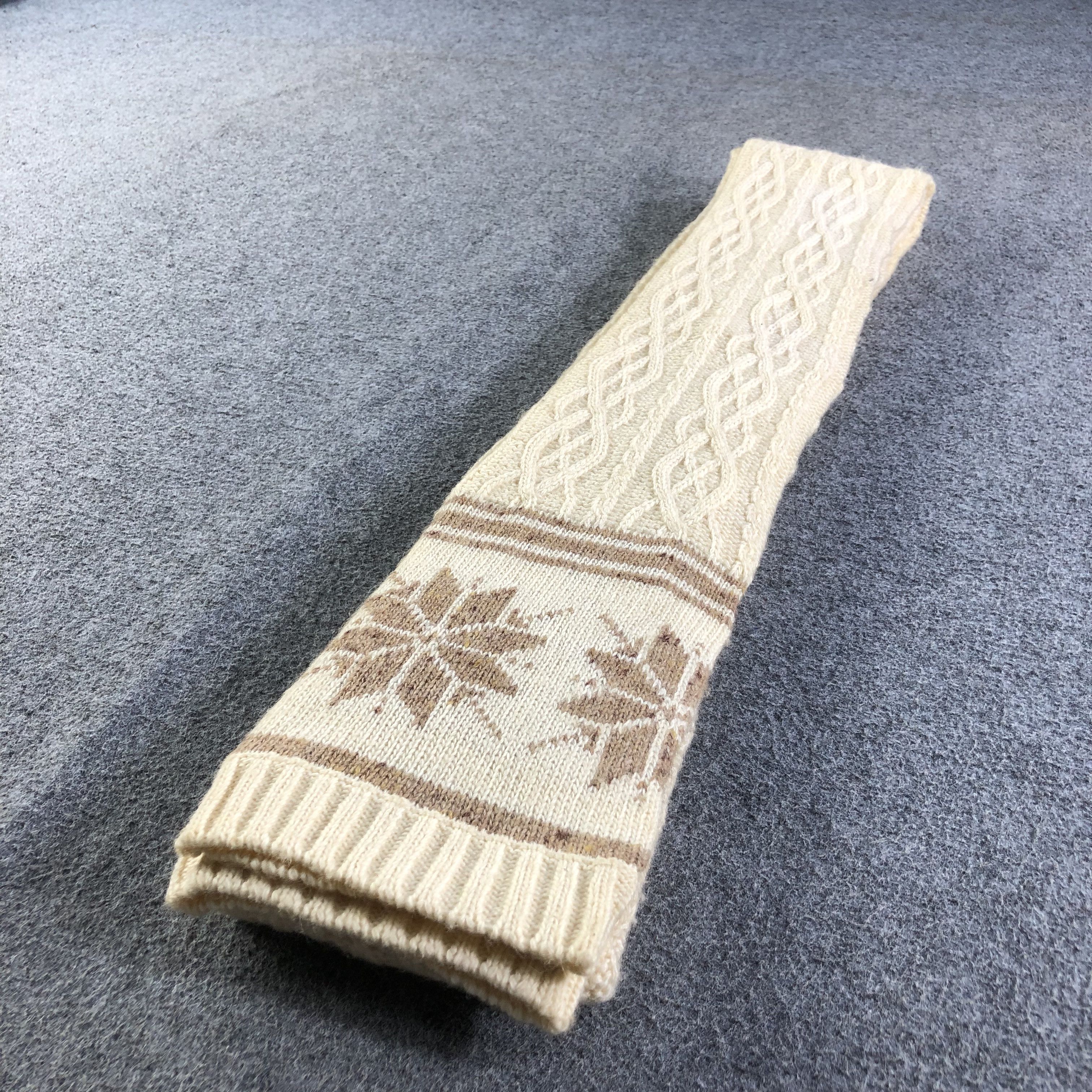 Burberry Burberry Cable Knit Blue Label Wool Scarf Muffler V1759 Size ONE SIZE - 2 Thumbnail