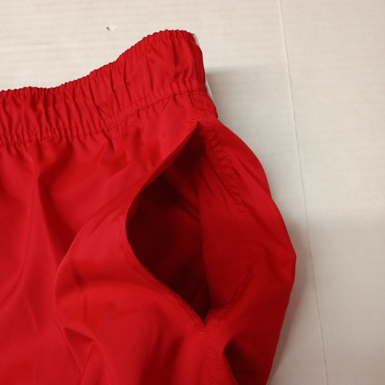 Nike Nike Woven Flow Shorts Red Standard Fit Men's 2XL 6" Inseam Size US 40 / EU 56 - 3 Thumbnail