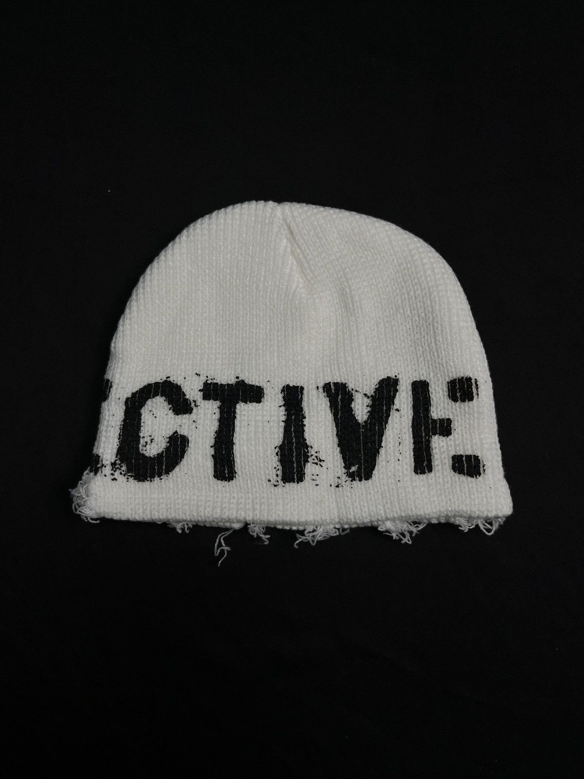 Named Collective Rare Named Collective Graffiti Graphic Design No Cuff Beanie Size ONE SIZE - 5 Thumbnail