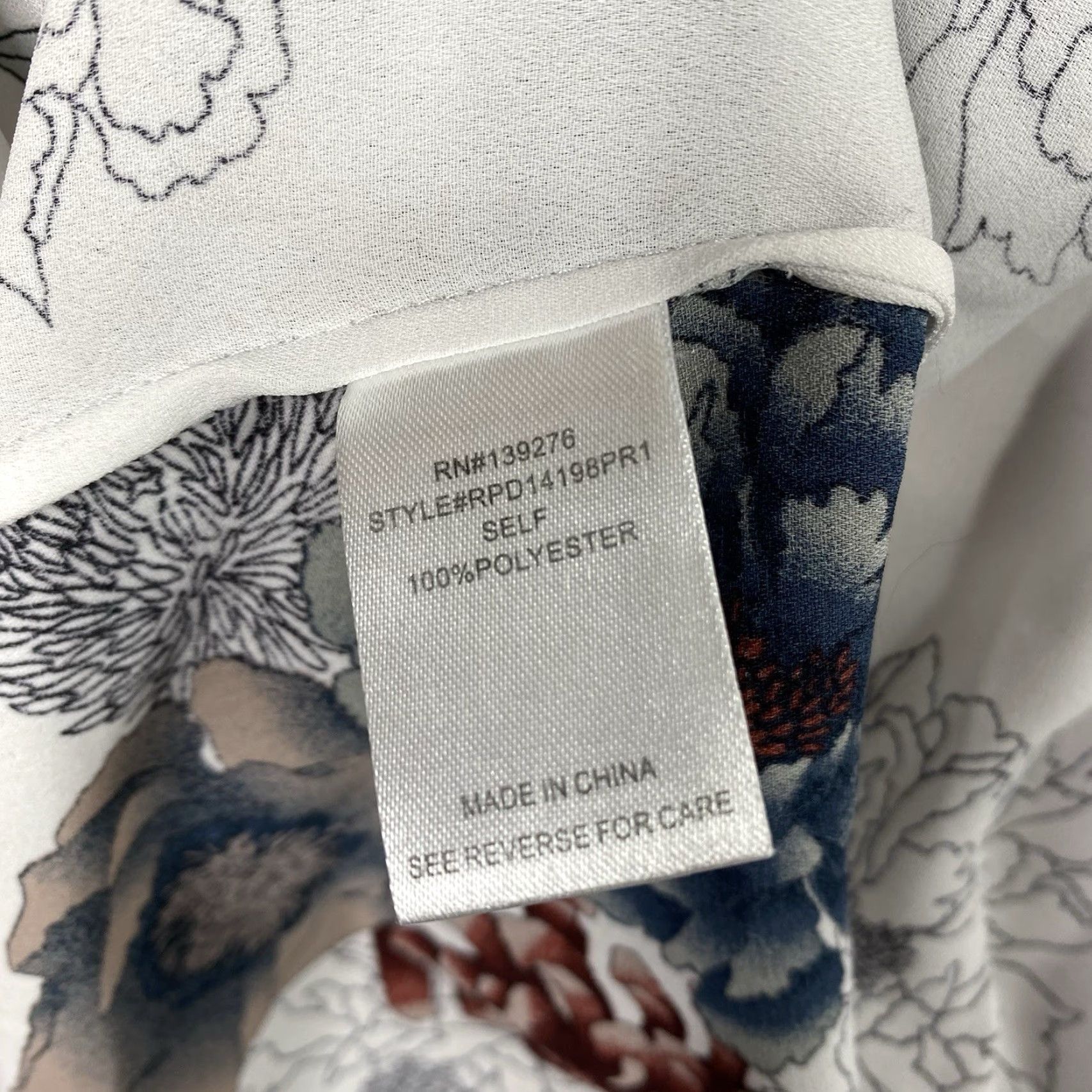 Vintage Daniel Rainn Top Womens XXL White Floral Roll Tab Sleeve Boho Flowy Size XXL / US 16-18 / IT 52-54 - 5 Thumbnail