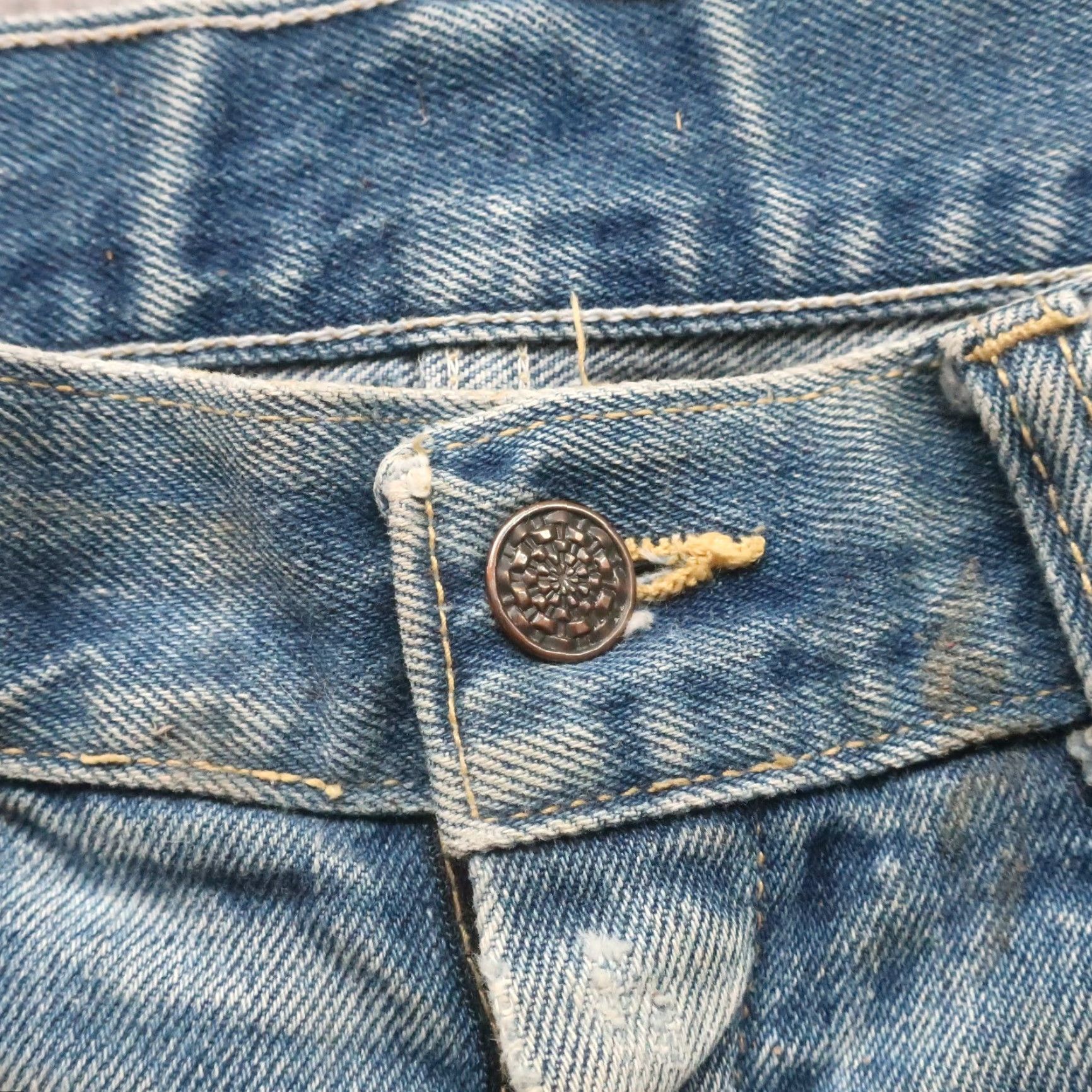 Vintage Vintage Big Yank Jeans Union Made Denim Jeans 30x29 Medium Wash Men Bootscut XX Vintage 60s Mens Size US 30 / EU 46 - 6 Thumbnail