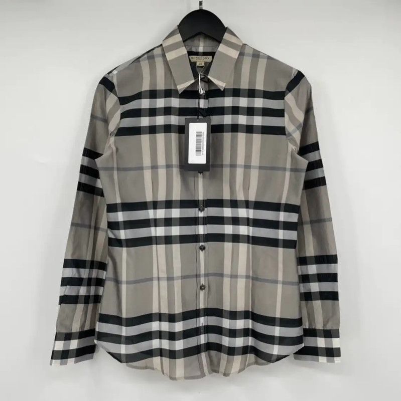 Burberry Burberry Colorblock Long Sleeve Shirt for Men Size US M / EU 48-50 / 2 - 1 Thumbnail