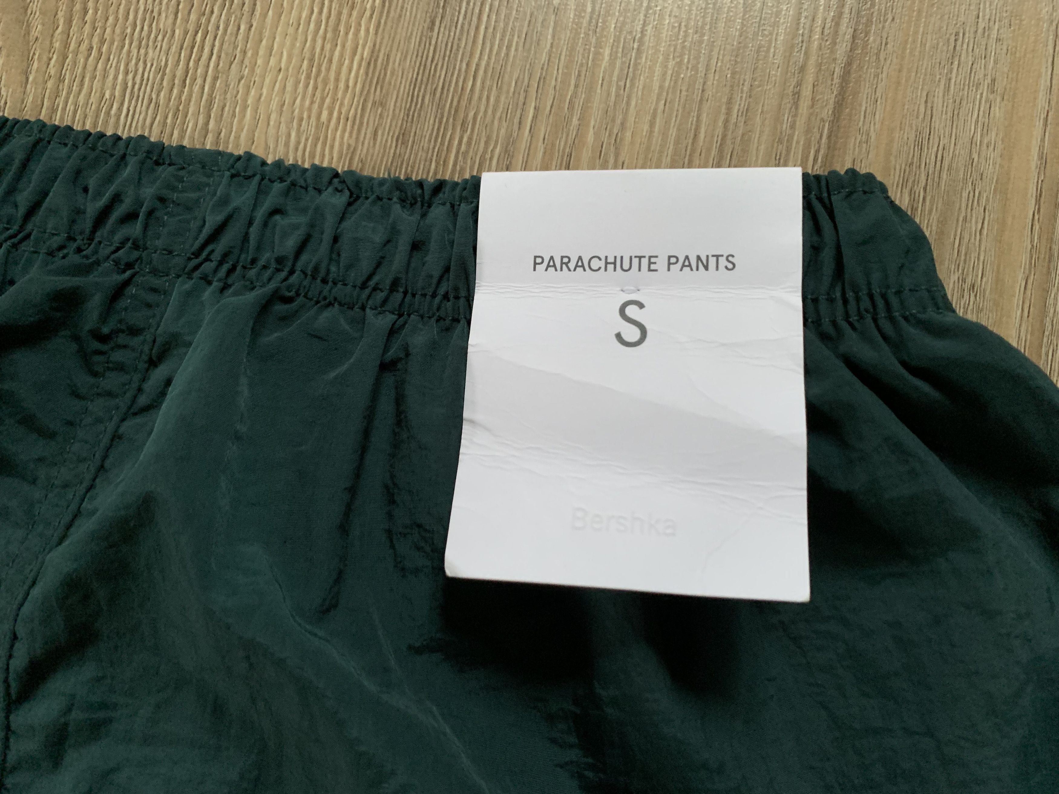 Bershka Bershka Parachute Cargo Pants Elastic Waist Size 28" / US 6 / IT 42 - 7 Thumbnail