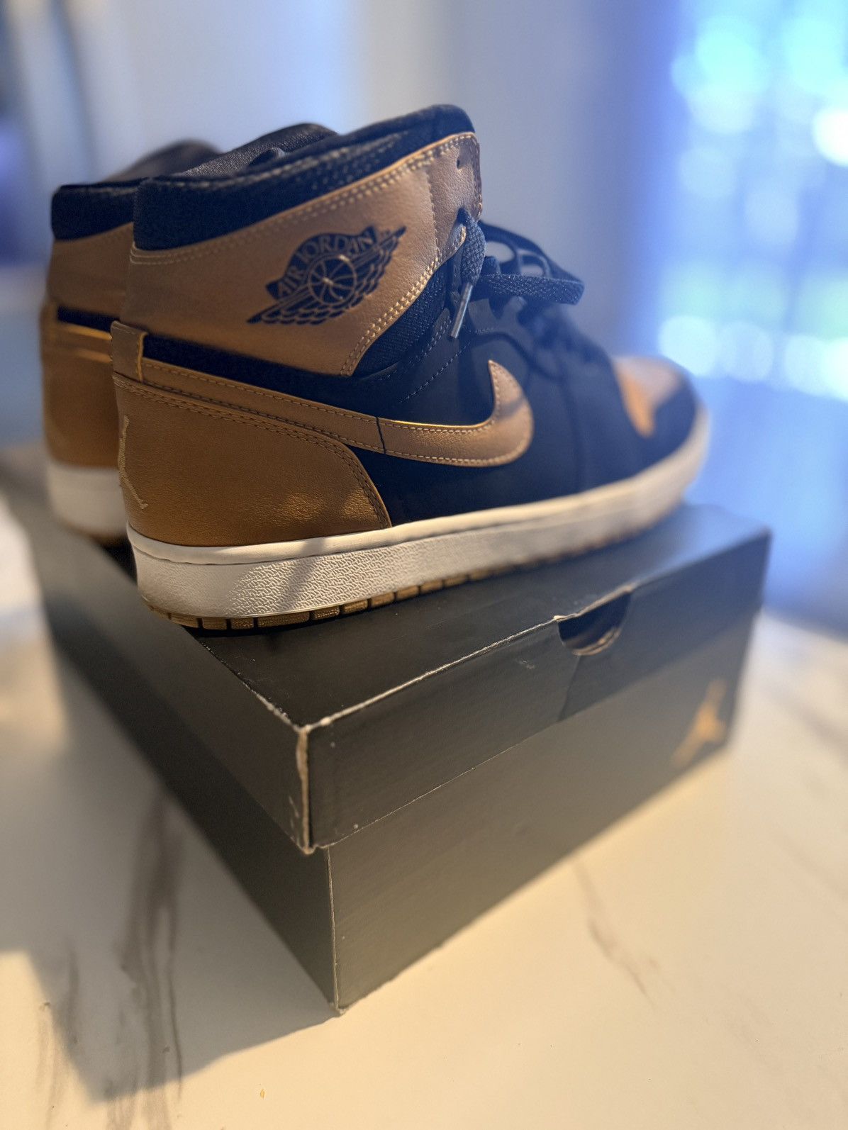 Jordan Brand Air Jordan 1 Retro ‘Melo’ Size US 11 / EU 44 - 4 Thumbnail