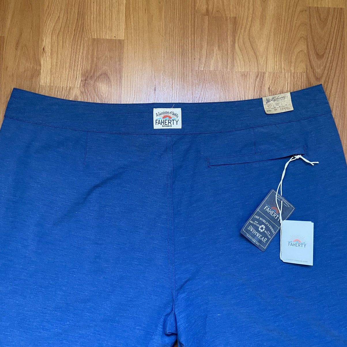 Faherty NWT Faherty Retro Surf Stripe 7” Board Shorts Trunks Mens 40 Size US 40 / EU 56 - 6 Thumbnail