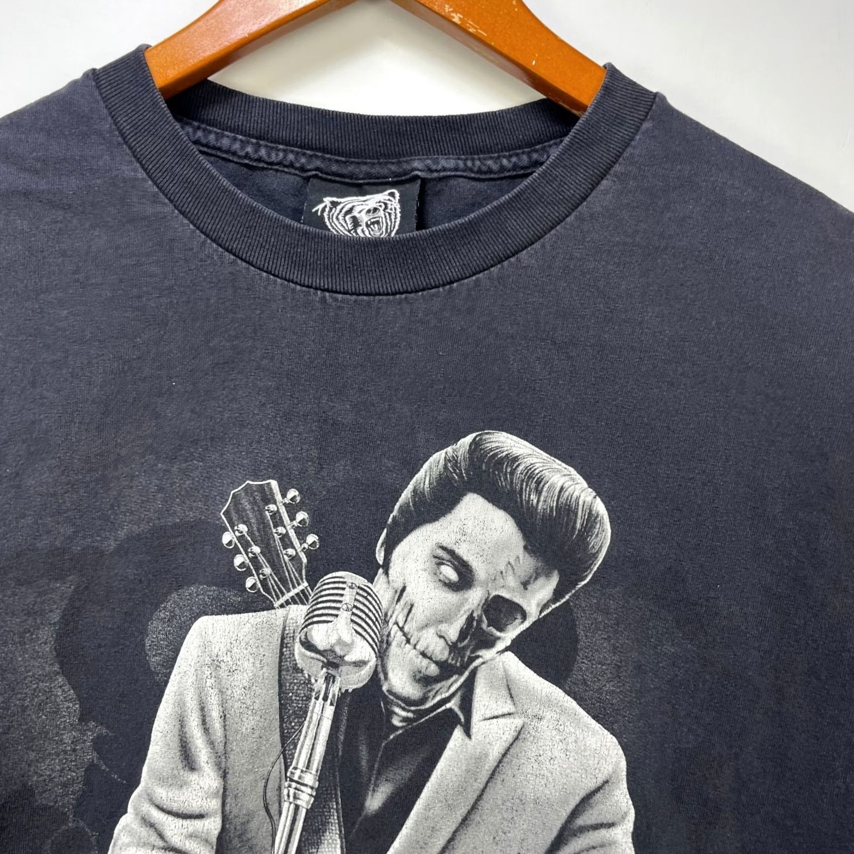 Vintage Vintage DGA Art David Gonzalez Rocking Dead T Shirt Elvis L Size US L / EU 52-54 / 3 - 3 Thumbnail