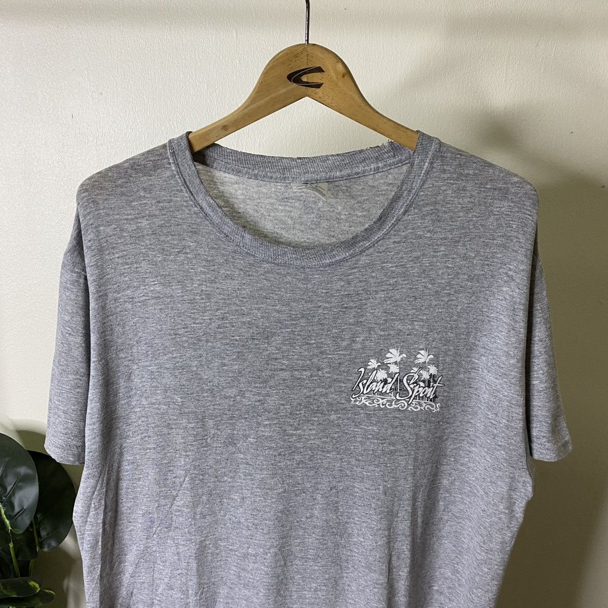 Vintage 1990s Ahi Guam Yellowfin Tuna Fish Crazy Graphic T Shirt Size US L / EU 52-54 / 3 - 6 Thumbnail