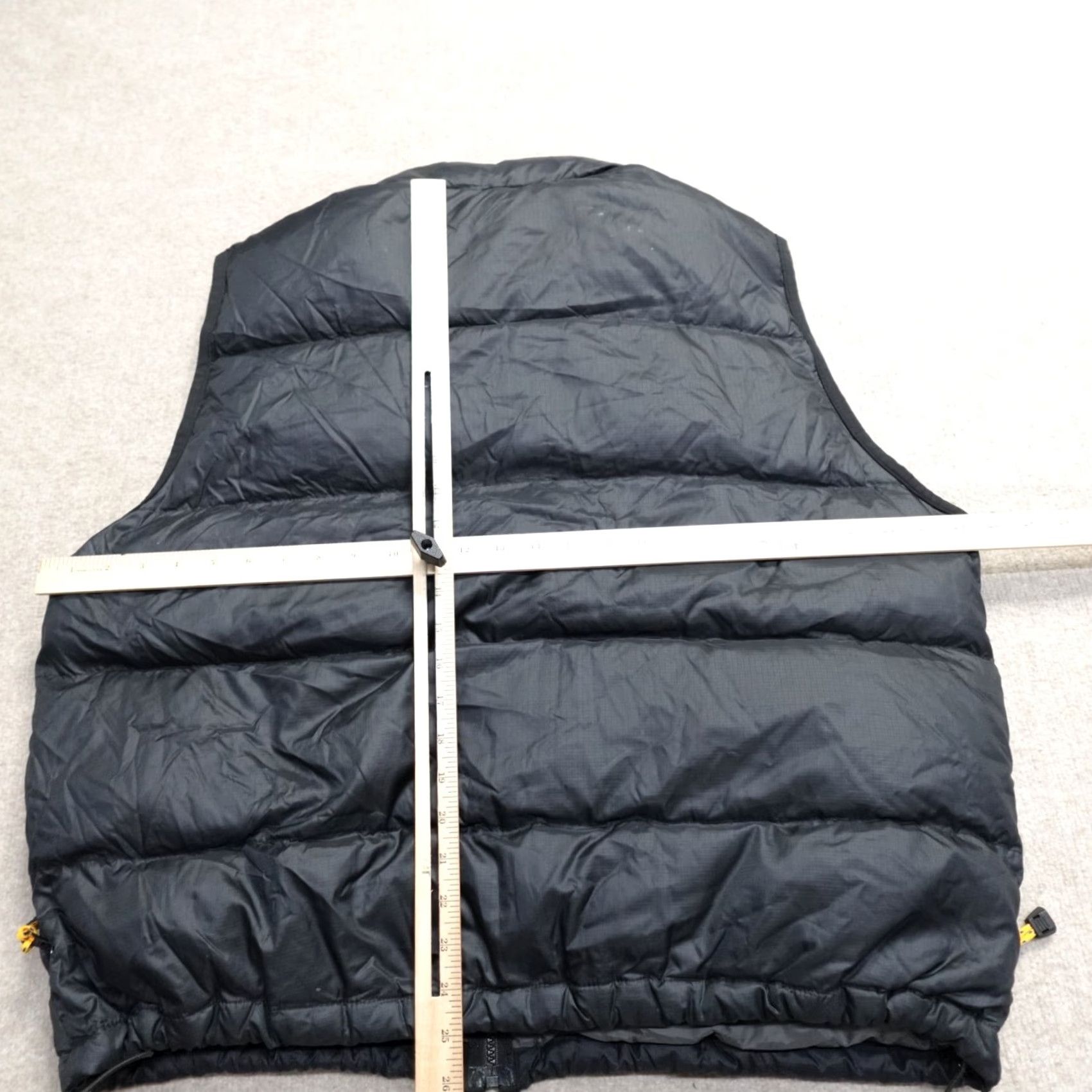 Eddie Bauer VINTAGE Eddie Bauer Vest XL Black Down Filled Puffer Quilted, Full Zip, Men Size US XL / EU 56 / 4 - 5 Thumbnail