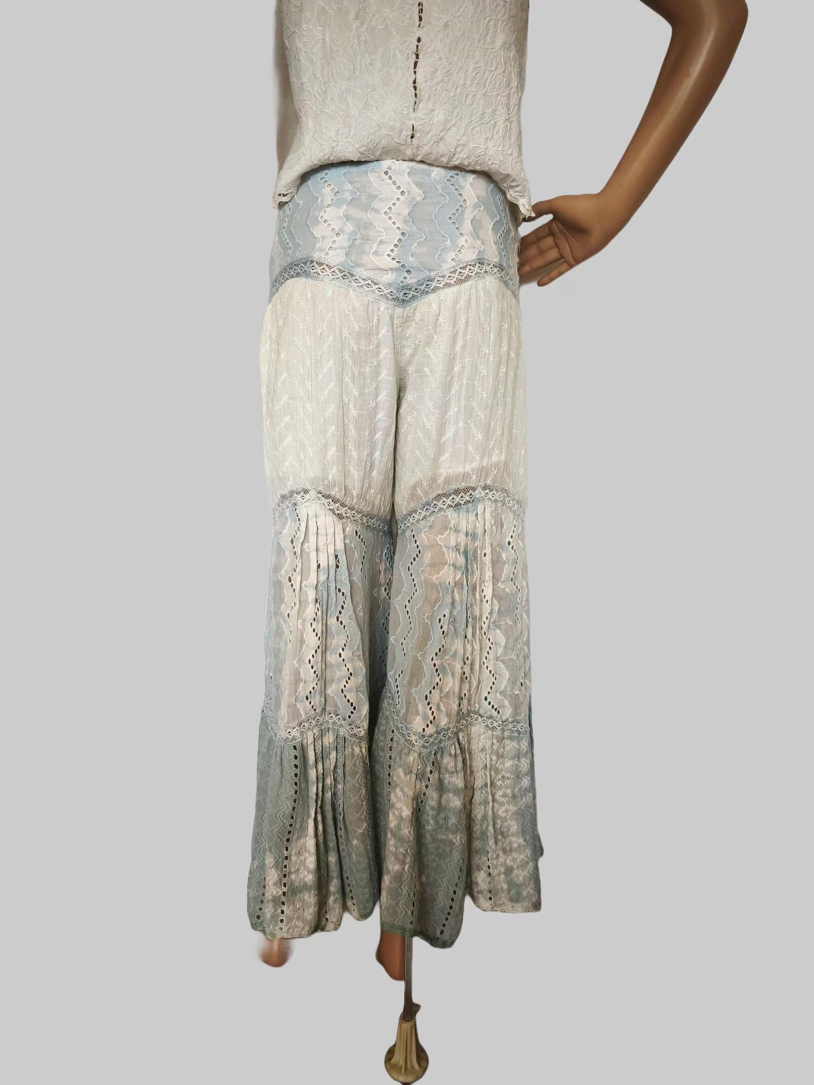 Other Y2K flare leg lace pants cotton lace bell bottom boho pant Size 26" / US 2 / IT 38 - 6 Thumbnail
