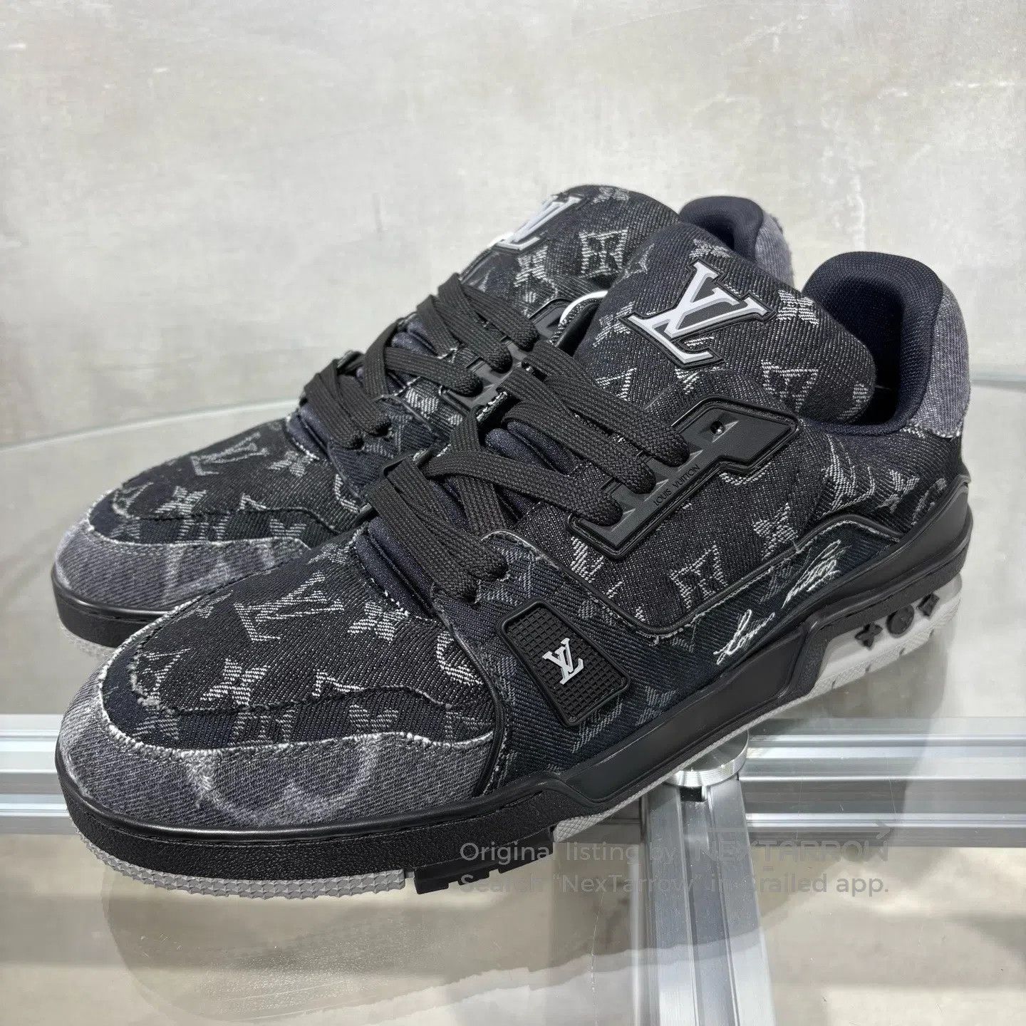 Louis Vuitton Louis Vuitton Trainer Jeansbreaker Black shoes Size US 10.5 / EU 43-44 - 1 Thumbnail