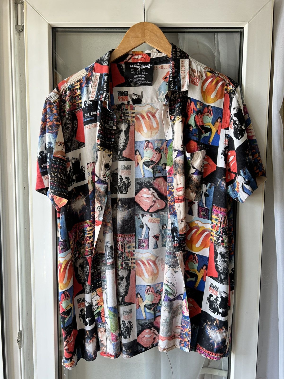 Band Tees The Rolling Stones 2018 All Over Print Button Up Shirt Size US L / EU 52-54 / 3 - 2 Thumbnail