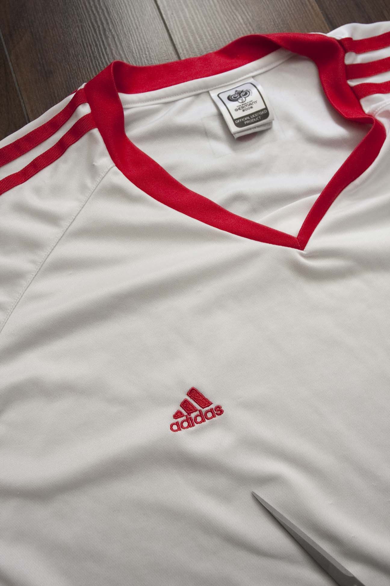 Adidas Japan National Team World Cup 2006 Soccer T Shirt Size L Size US L / EU 52-54 / 3 - 2 Thumbnail